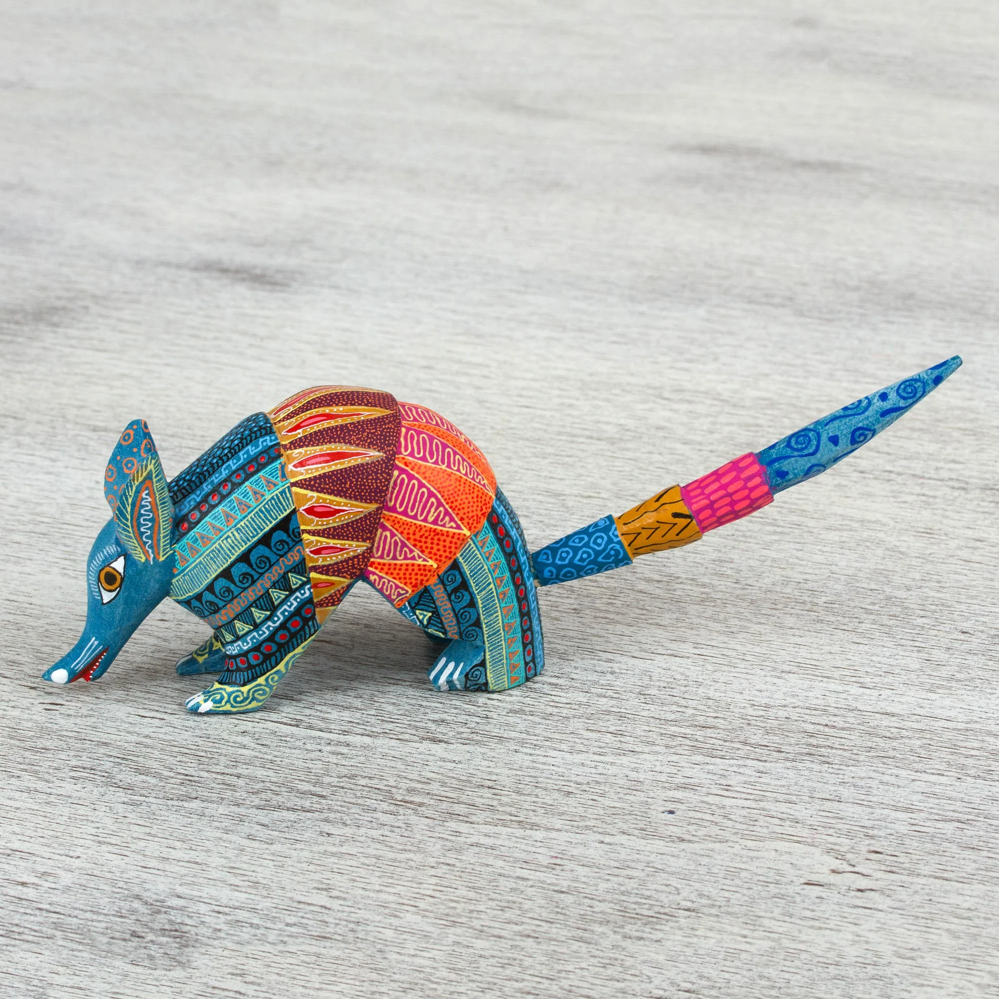 Brilliant Armadillo Handmade Folk Art Armadillo Alebrije Sculpture - Image 3