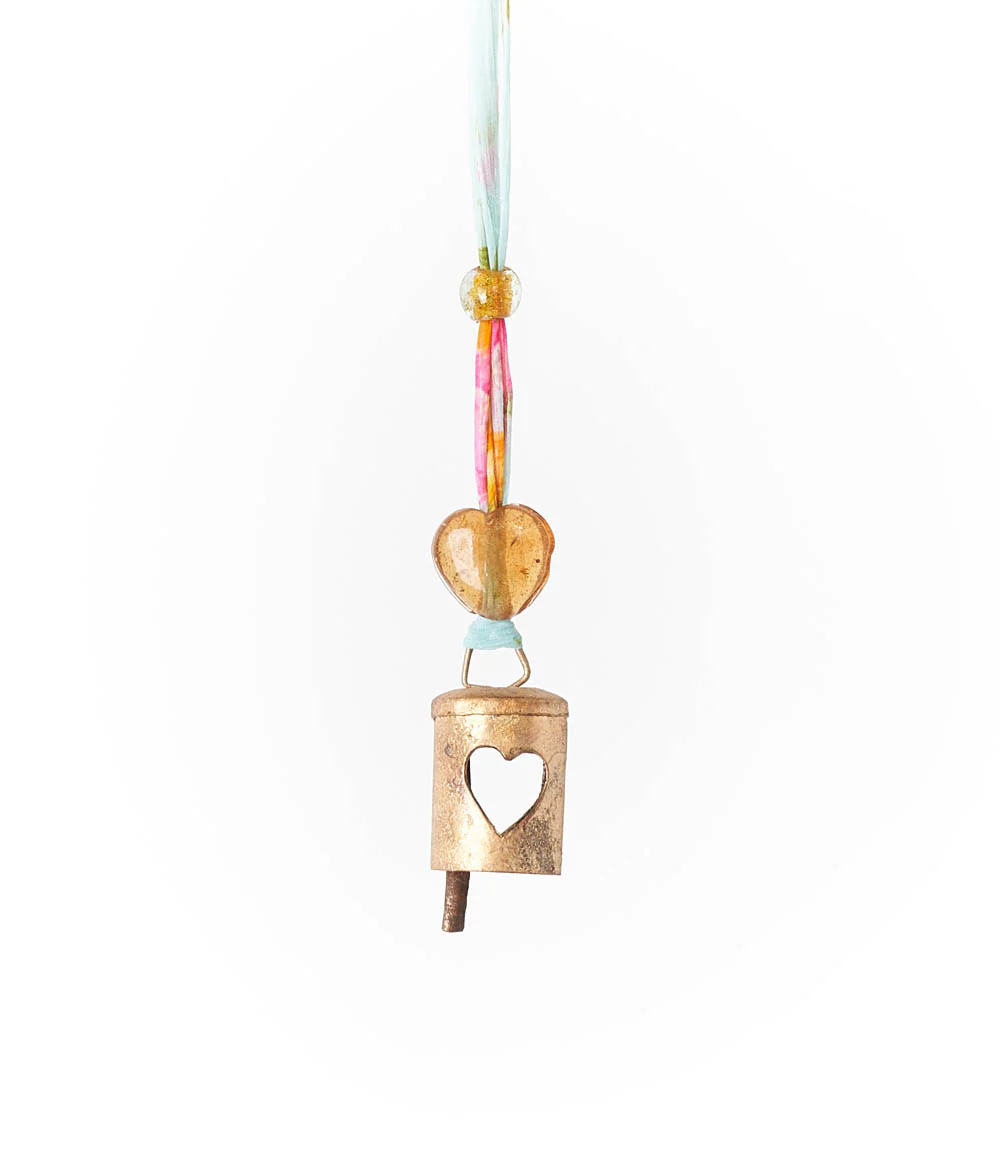 Chakshu Sari Bell - Heart Cutout