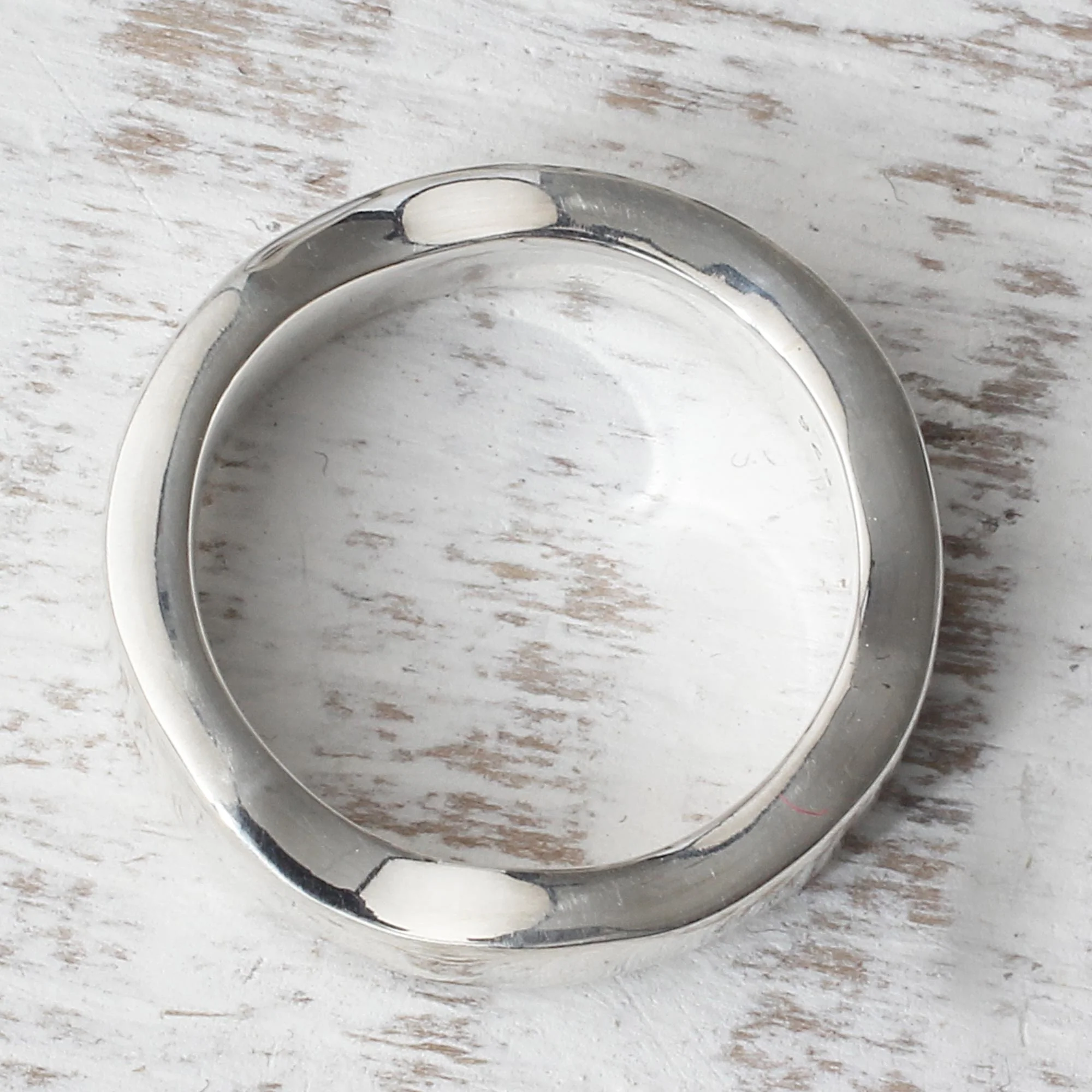 Curvy Sophistication Silver Band Ring - Image 3