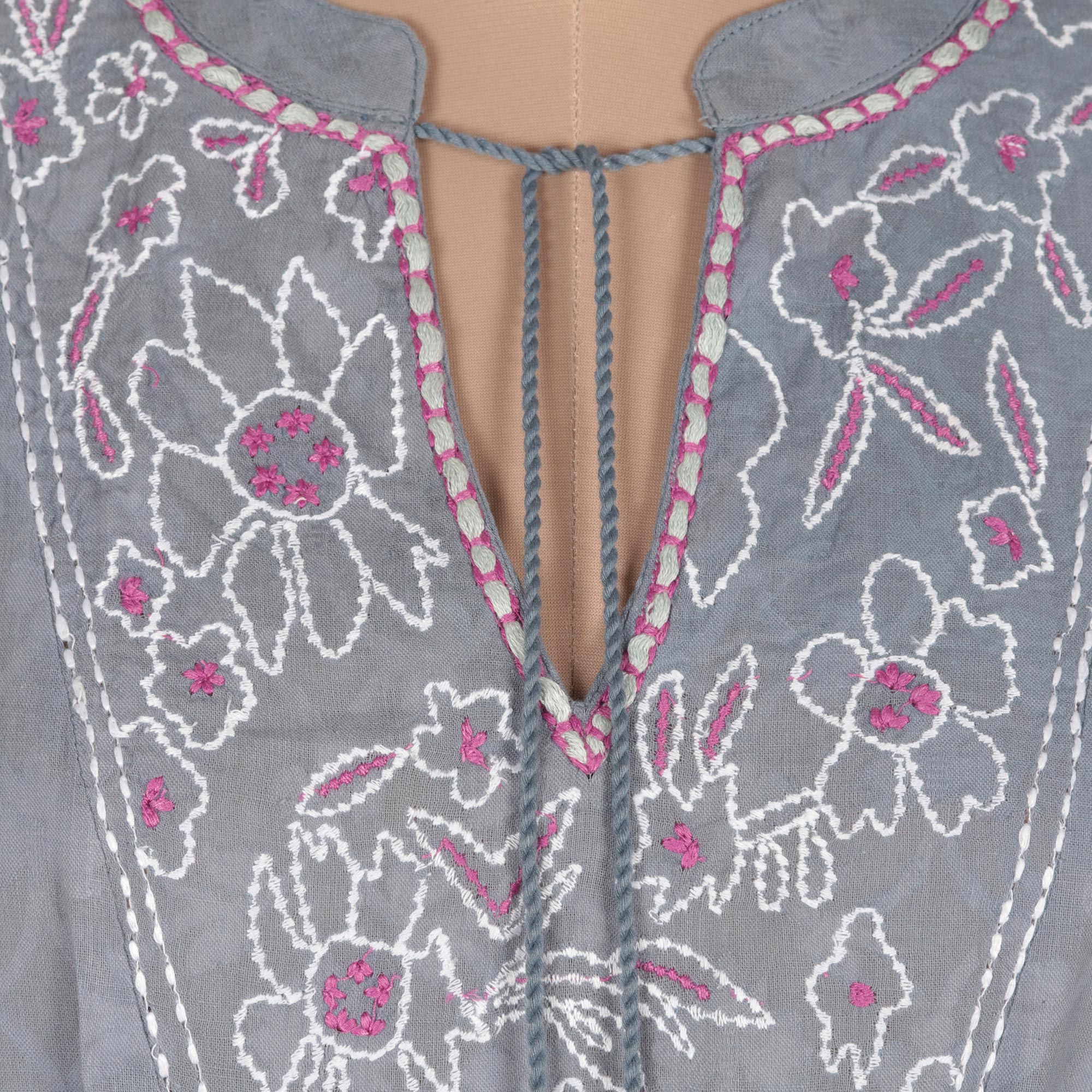 Delhi Spring in Wedgwood Sleeveless Cotton Blouse in Blue from India - Image 4
