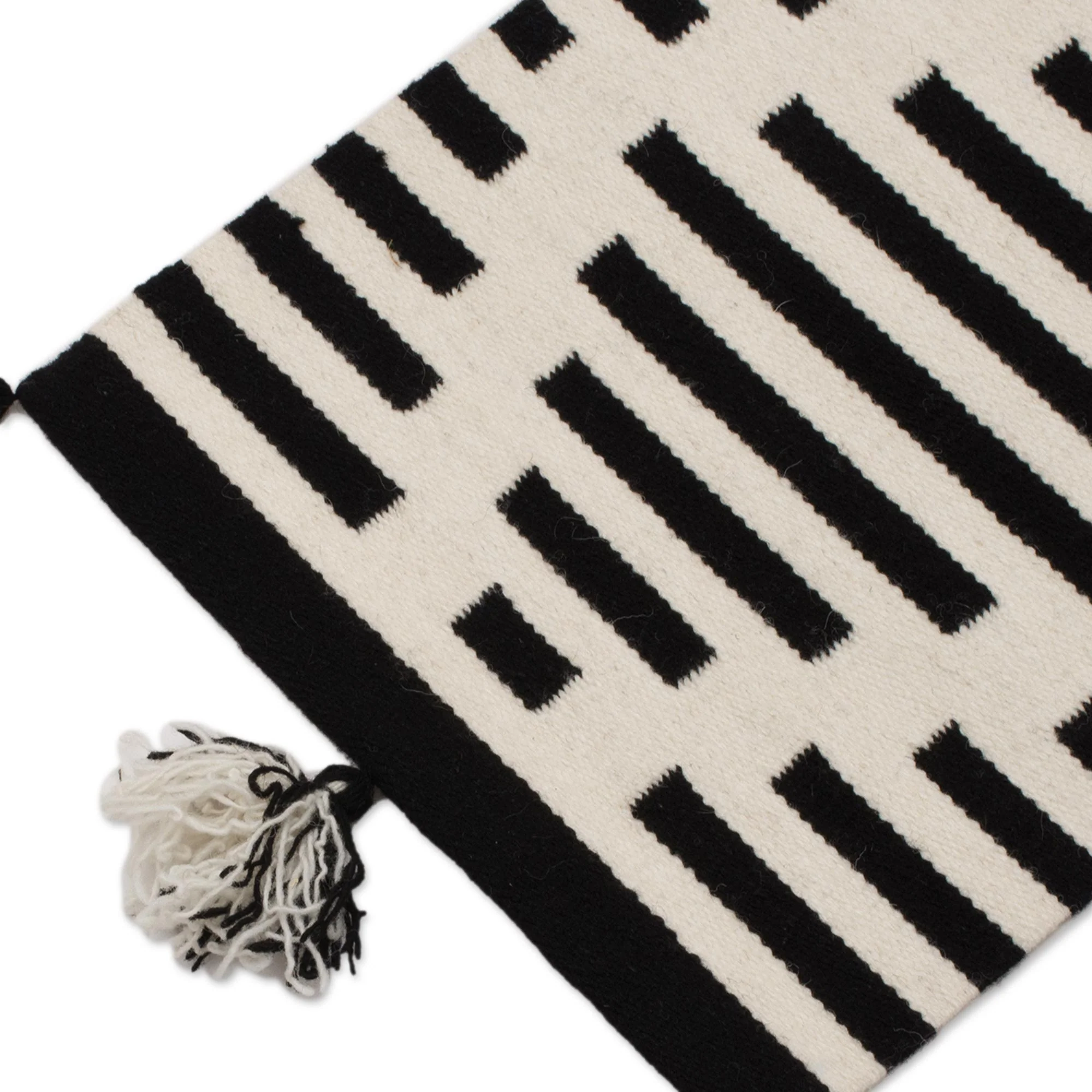 Diamond Illusion Diamond Motif Wool Table Runner in Black and Antique White - Image 4