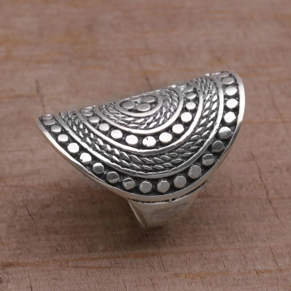 Dotted Shield 925 Sterling Silver Cocktail Ring from Bali - Image 4