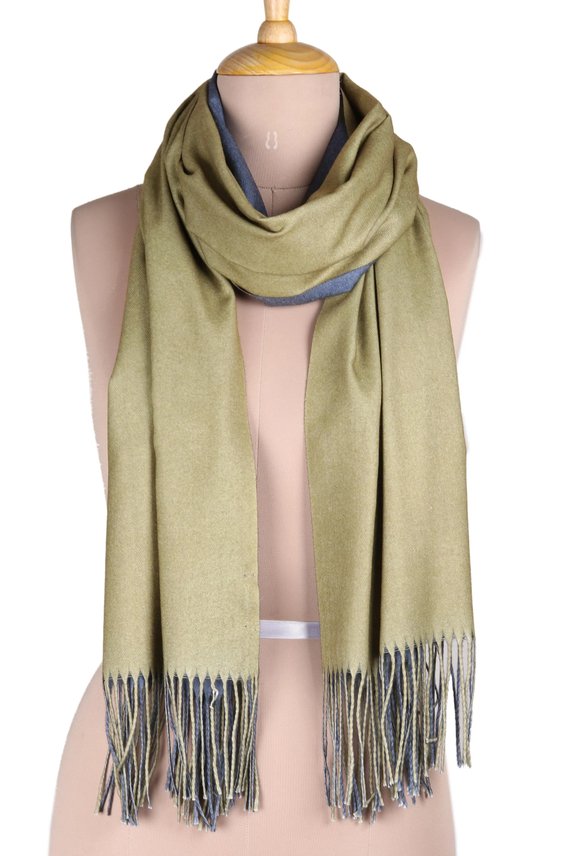 Dual Delight Reversible Indian Cashmere Wool Blue and Green Shawl - Image 2