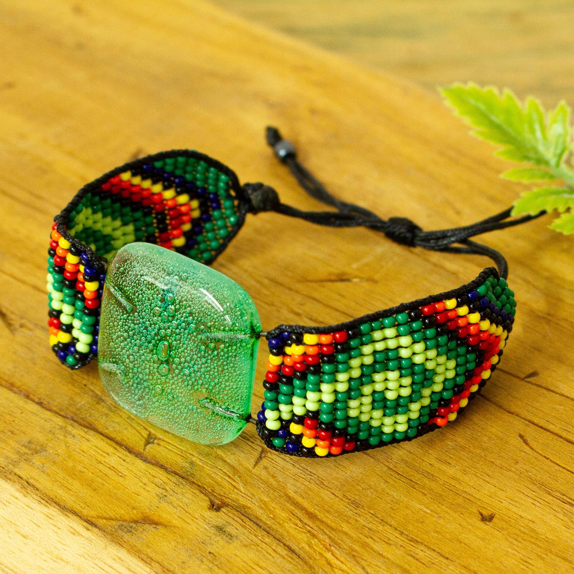 Effervescent Green Colorful Glass Pendant Bracelet - Image 3
