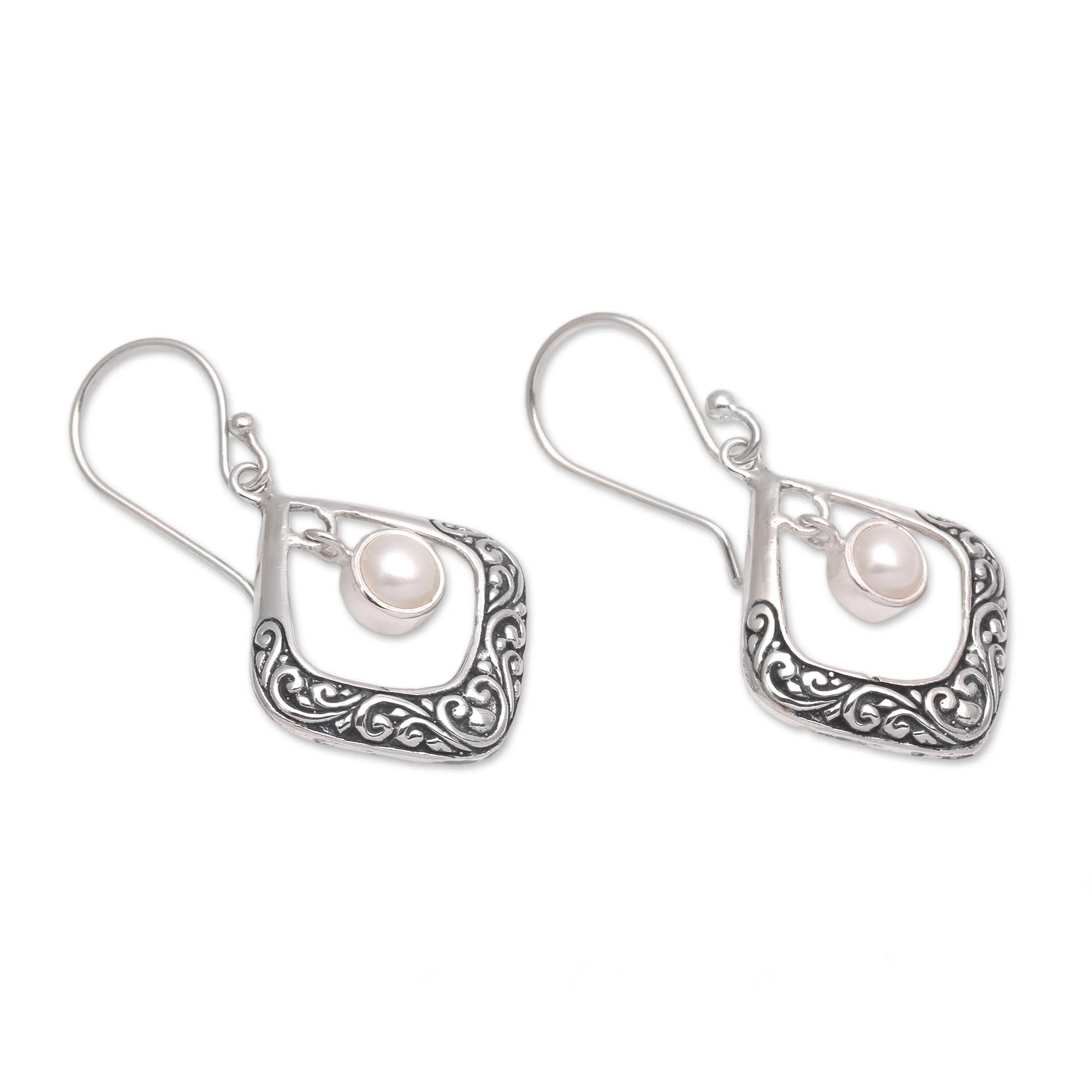 Elegant Reverie Cultured Pearl Sterling Silver Dangle Earrings from Bali - Image 4