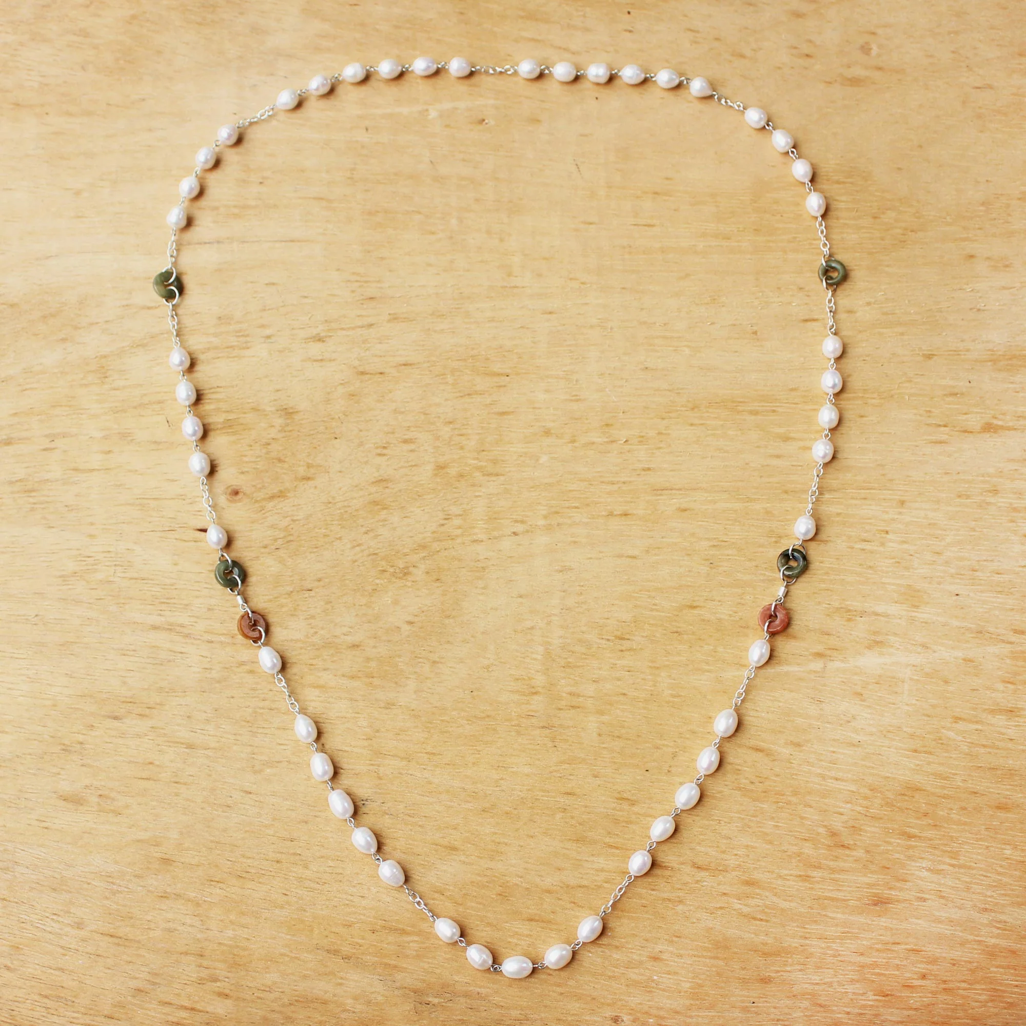 Enduring Classic Freshwater Pearl Necklace - Image 3