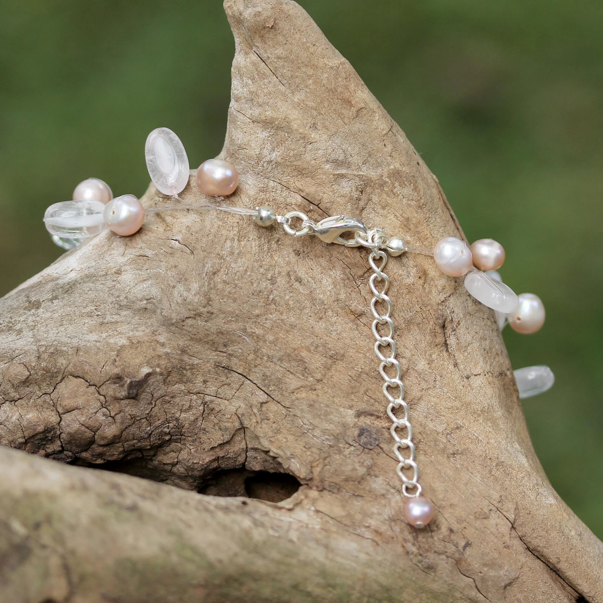 Ethereal Pearl Beaded Necklace - Image 5