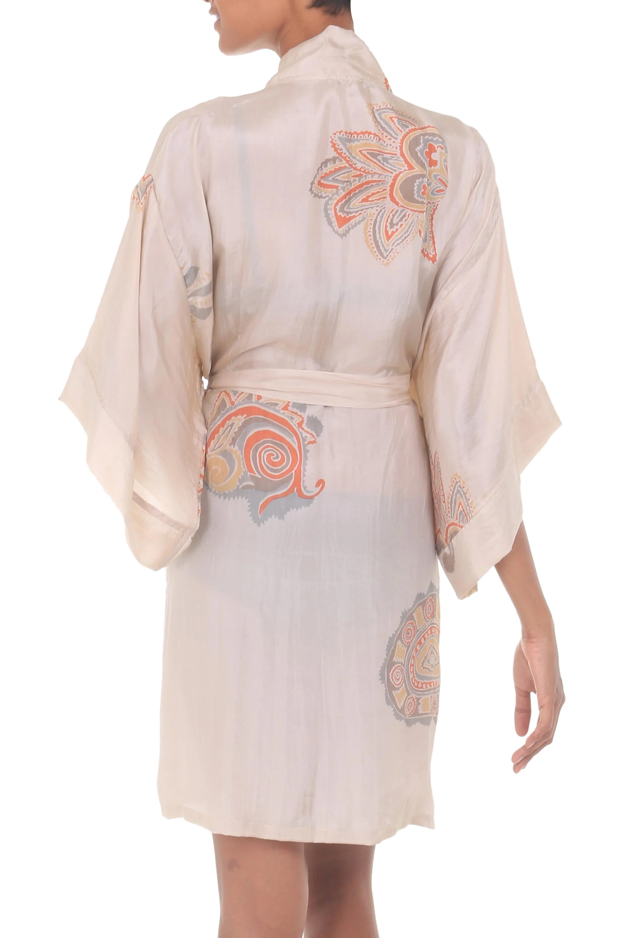 Evening Impression Beige Silk Robe - Image 3