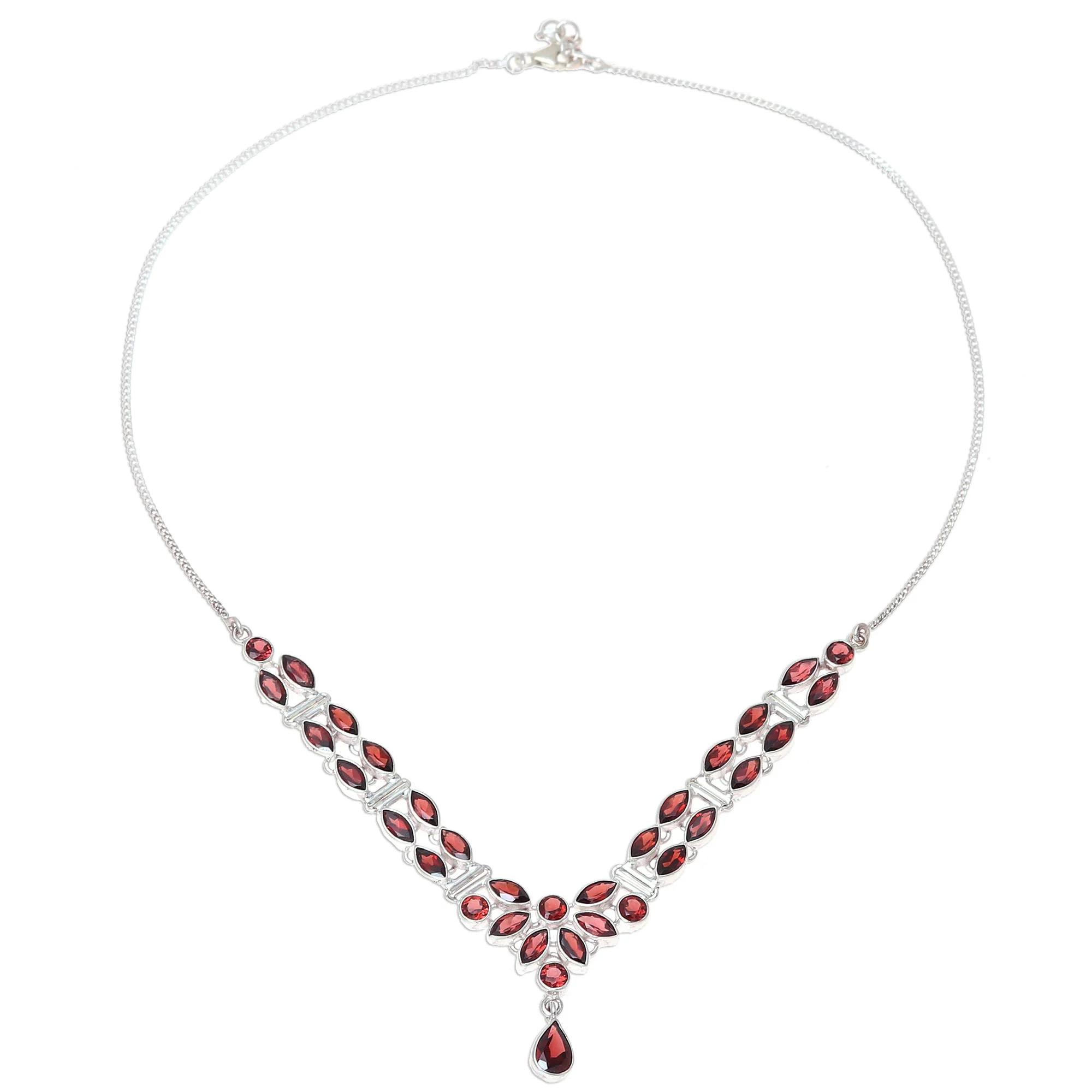 Evening in Delhi 17-Carat Garnet Pendant Necklace from India - Image 4