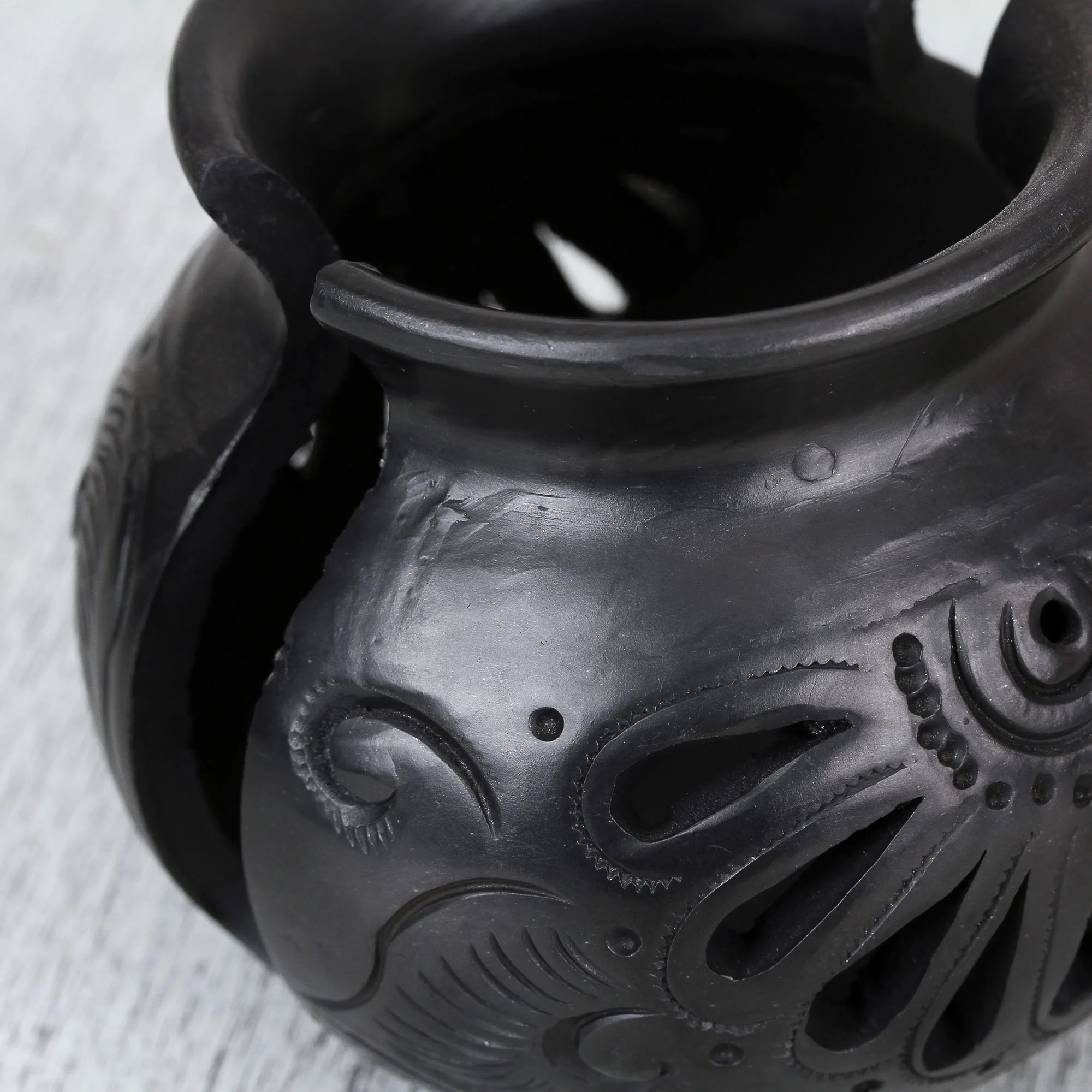 Fan Flower Oaxaca Barro Negro Ceramic Napkin Holder - Image 4