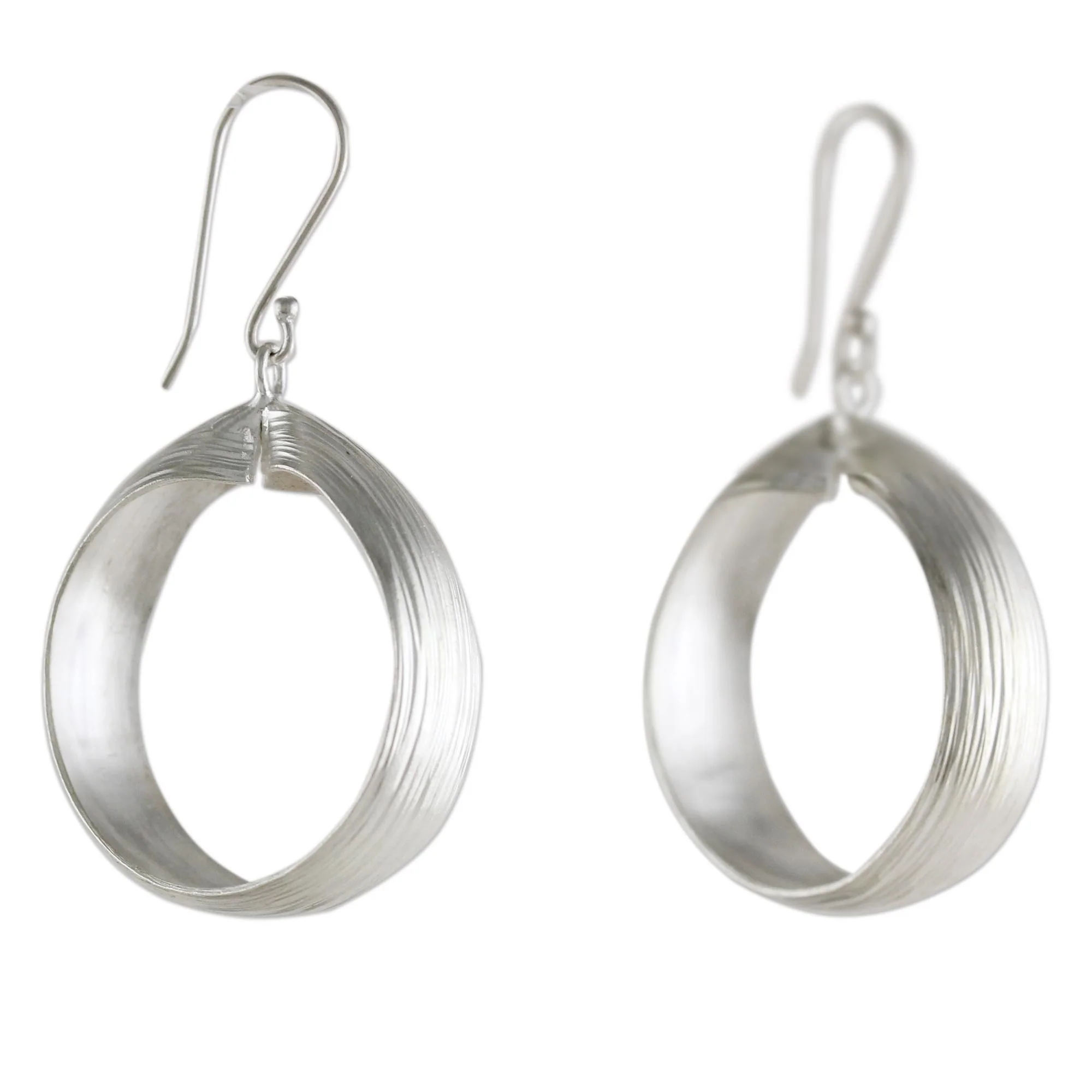 First Impression Silver Hill Tribe Style Dangle Earrings from Thailand - Image 5