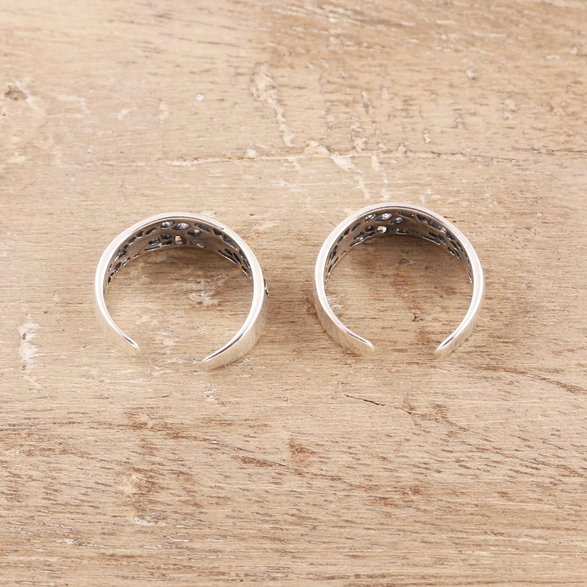 Floral Trellis Floral Openwork Sterling Silver Toe Rings from India (Pair) - Image 4