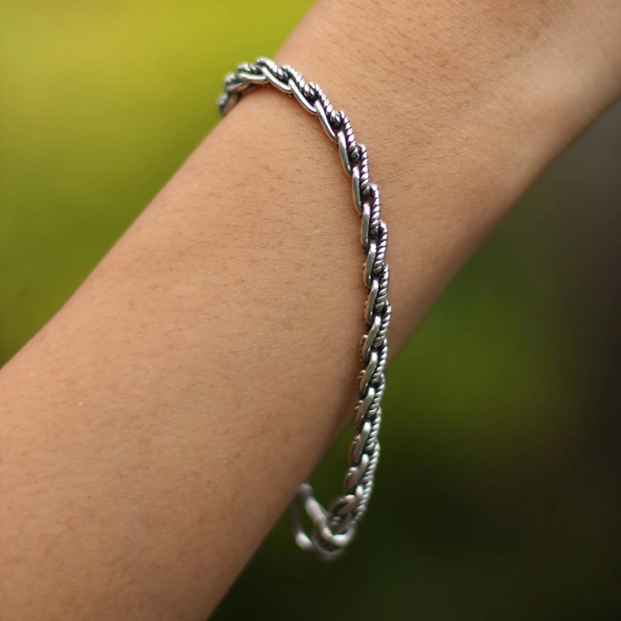 Flowing River Men's Sterling Silver Chain Bracelet - Image 4