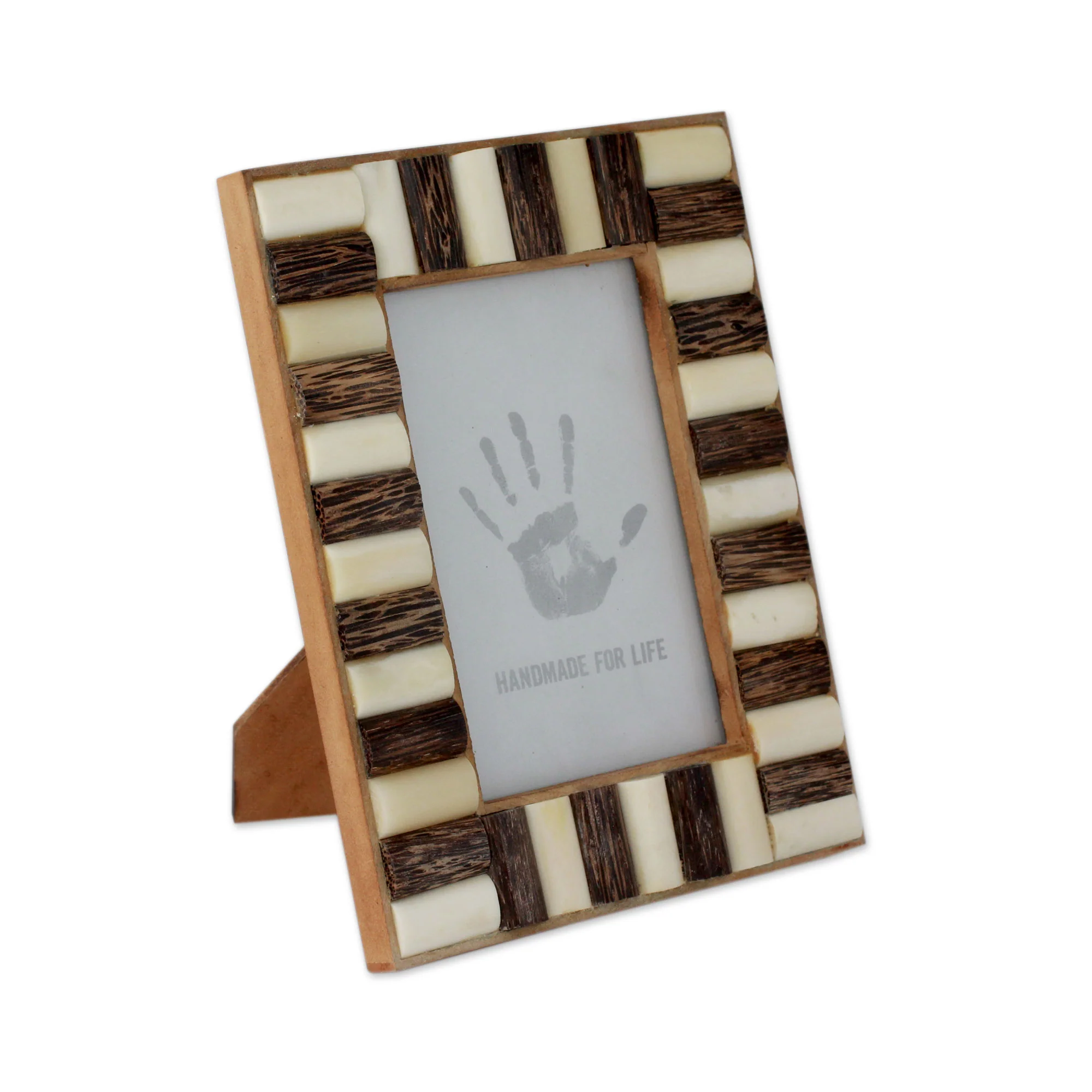 Forest Appeal Handcrafted Teak and Bone Photo Frame from India (4x6) - Image 3
