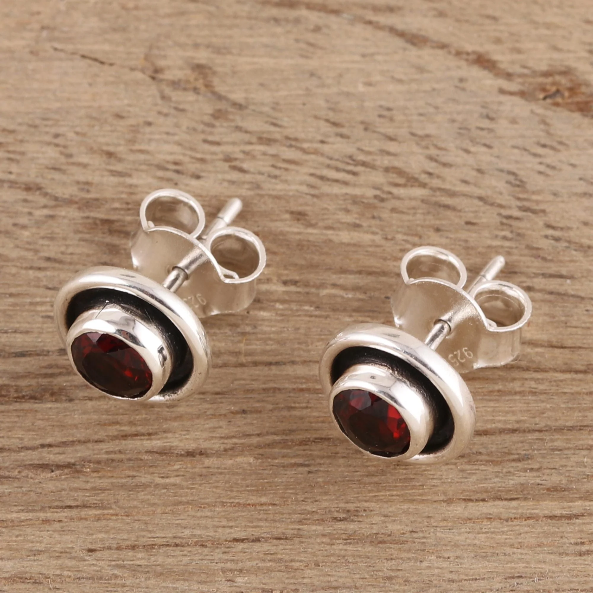 Framed Sparkle Circular Faceted Garnet Stud Earrings from India - Image 3