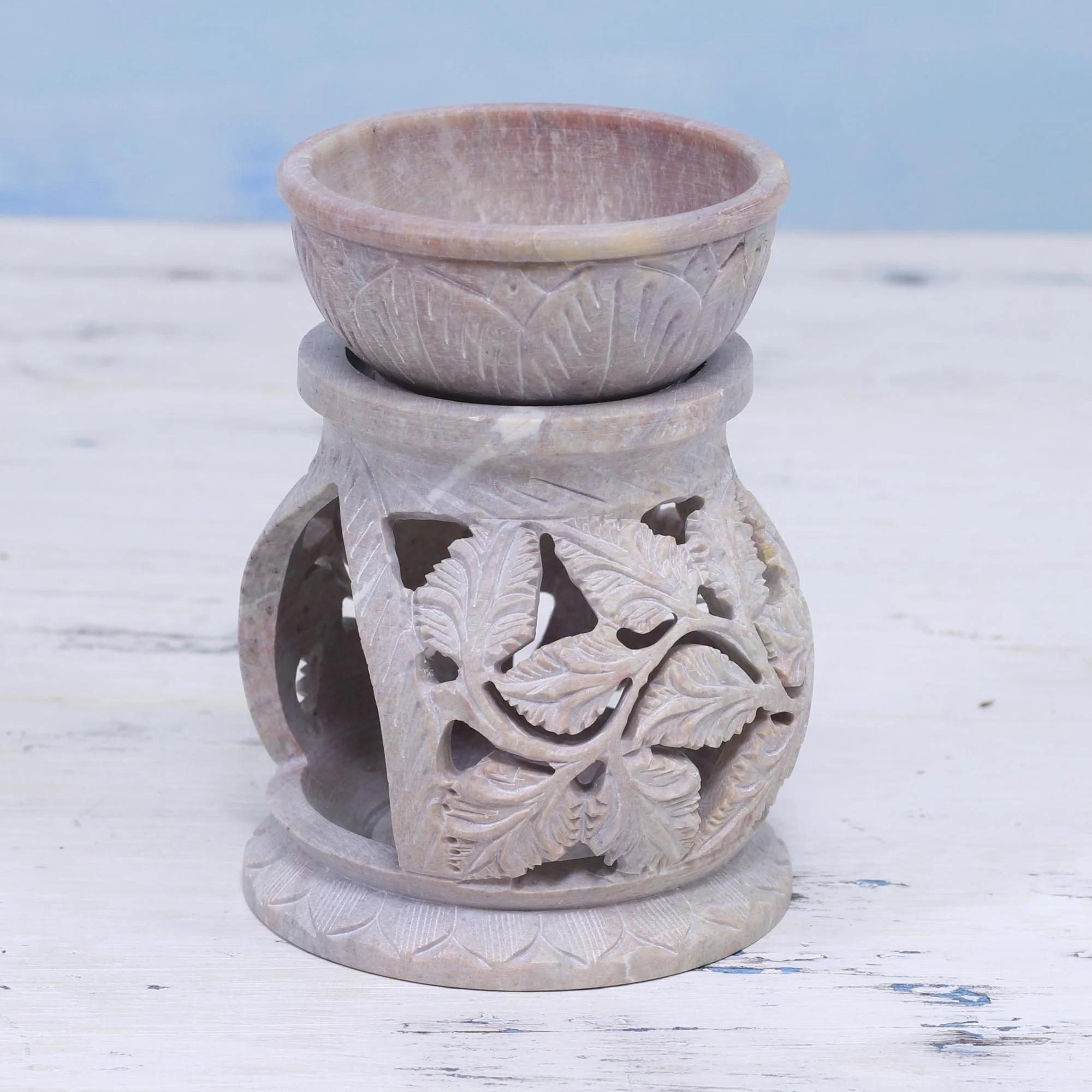 Garden of Leaves Handcrafted Leaf Motif Soapstone Oil Warmer from India - Image 3