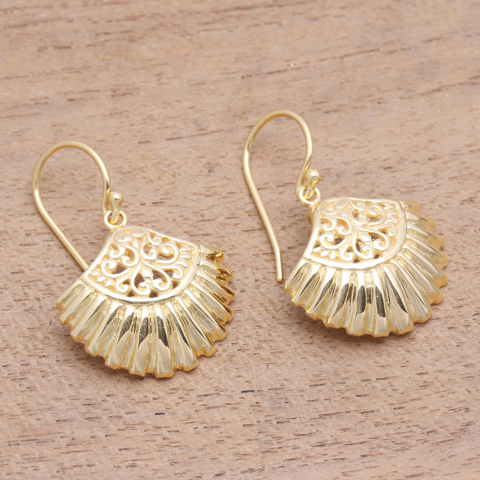 Gleaming Clam Shells Gold Plated Sterling Silver Clam Shell Dangle Earrings - Image 3