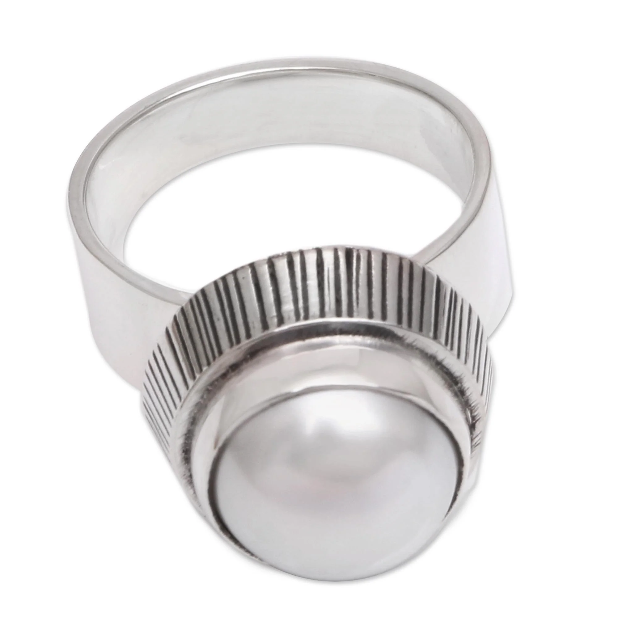 Glowing Button Cultured Pearl Cocktail Ring Crafted in Bali - Image 2