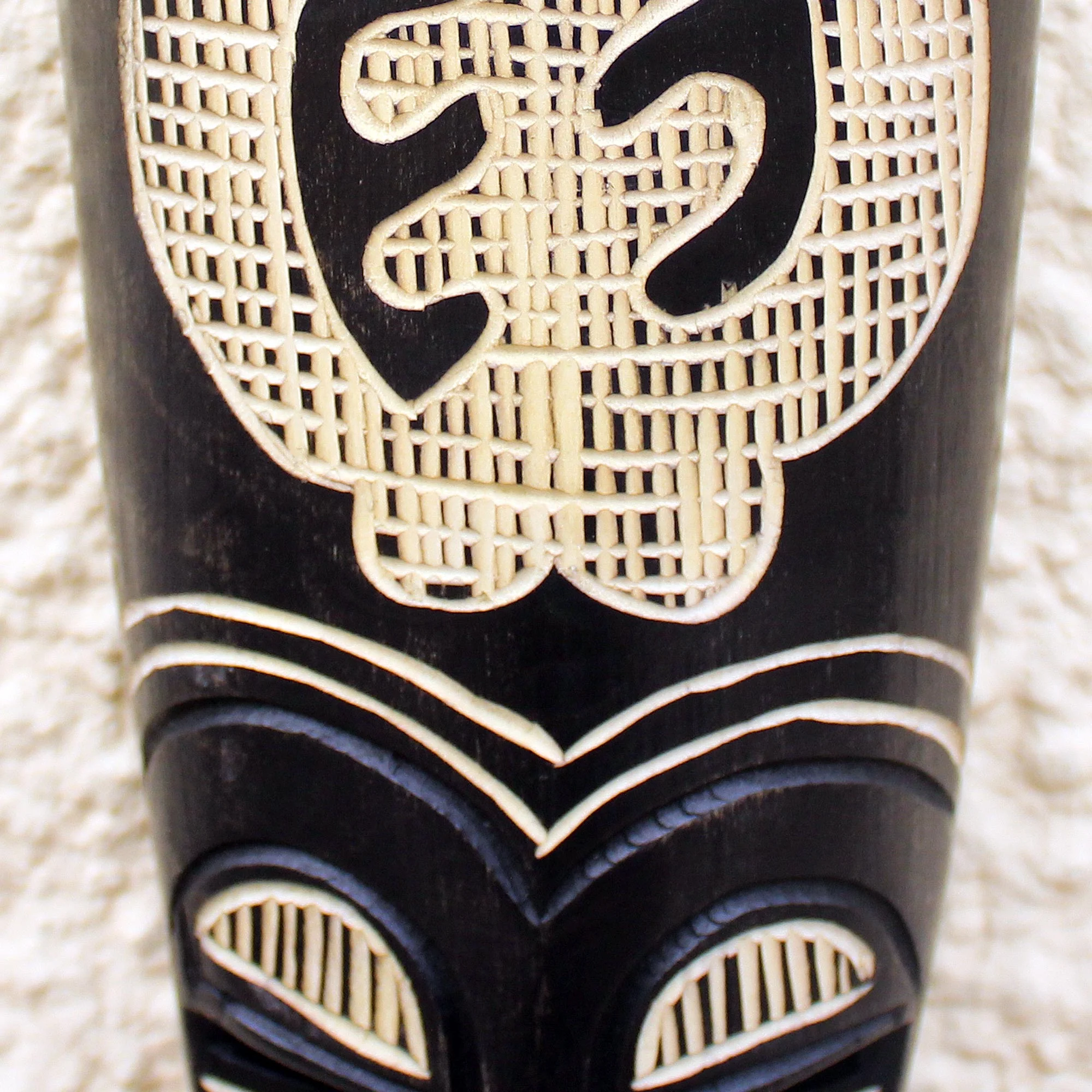 God is My Guide African Wood Mask - Image 4