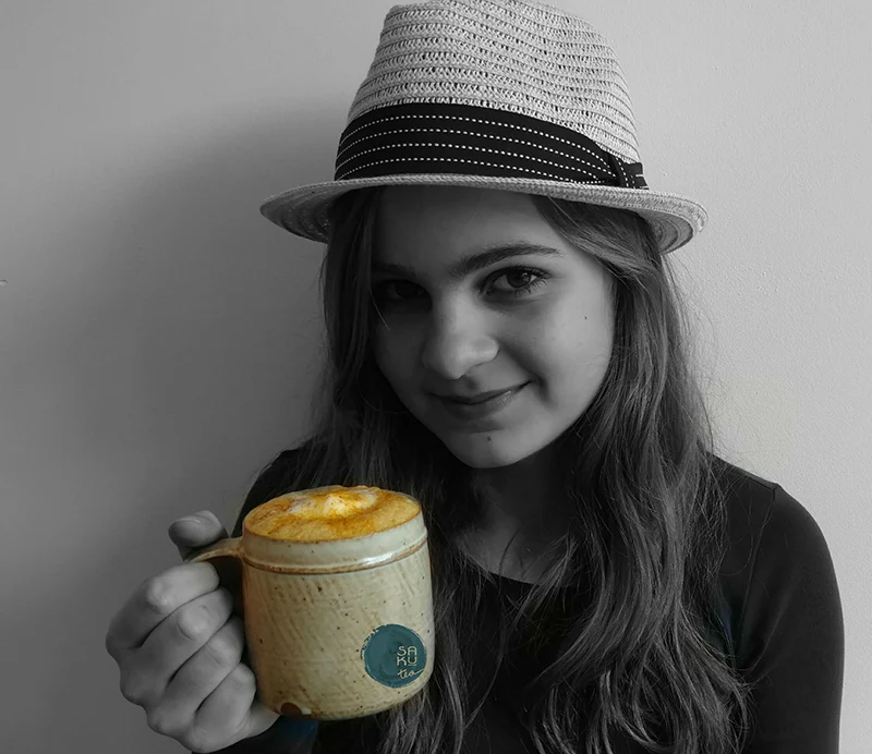 Golden Chai Turmeric Latte Blend Tea - Image 5
