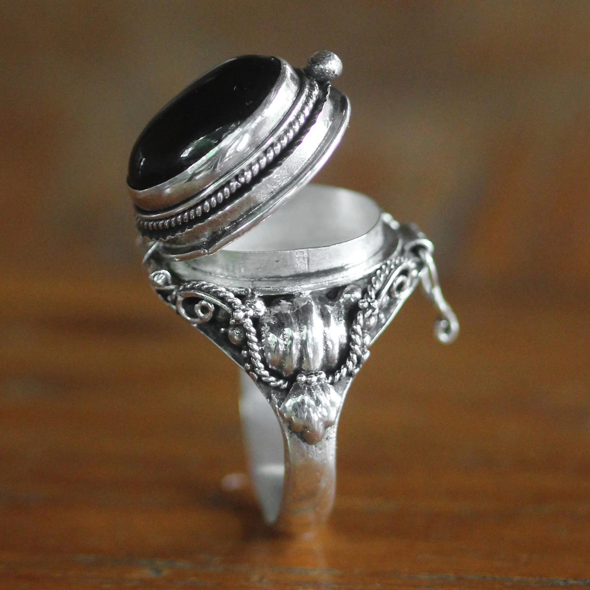 Goth Secrets Sterling Silver Ring with Onyx Top Compartment - Image 3