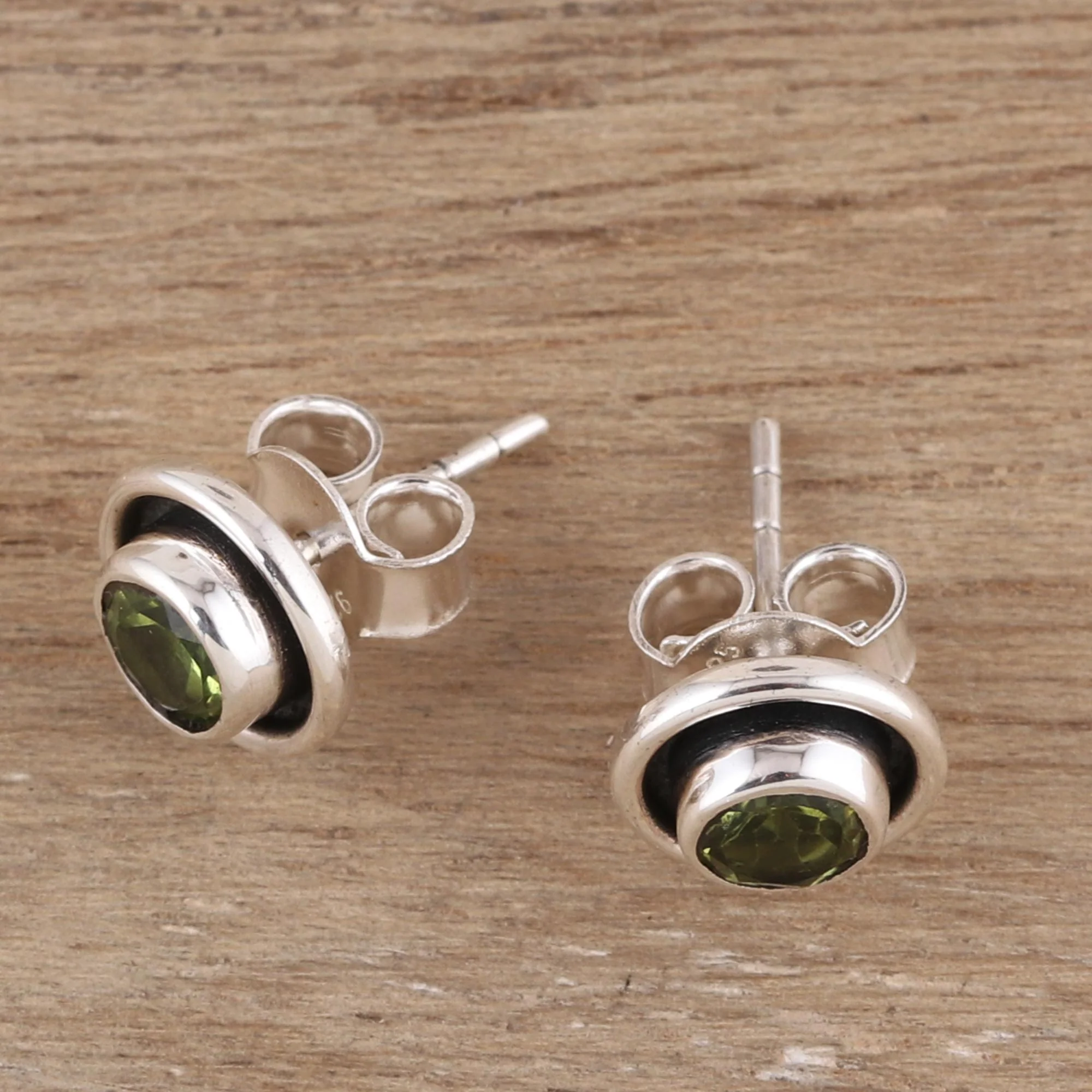 Graceful Frames Circular Peridot Stud Earrings from India - Image 3