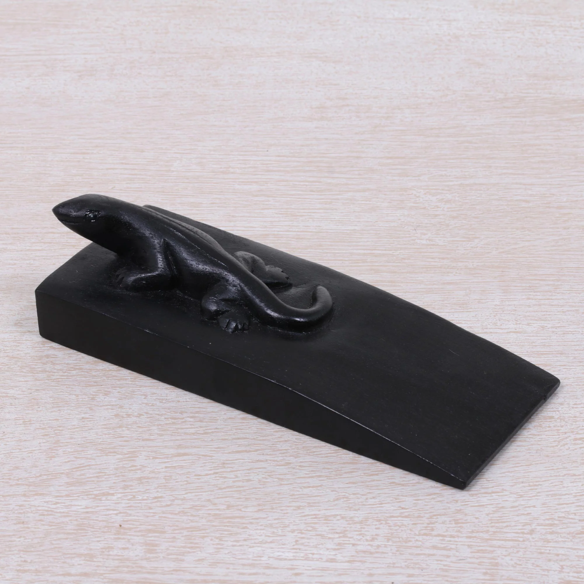 Handy Gecko in Black Hand Carved Suar Wood Lizard Door Stopper in Black from Bali - Image 4