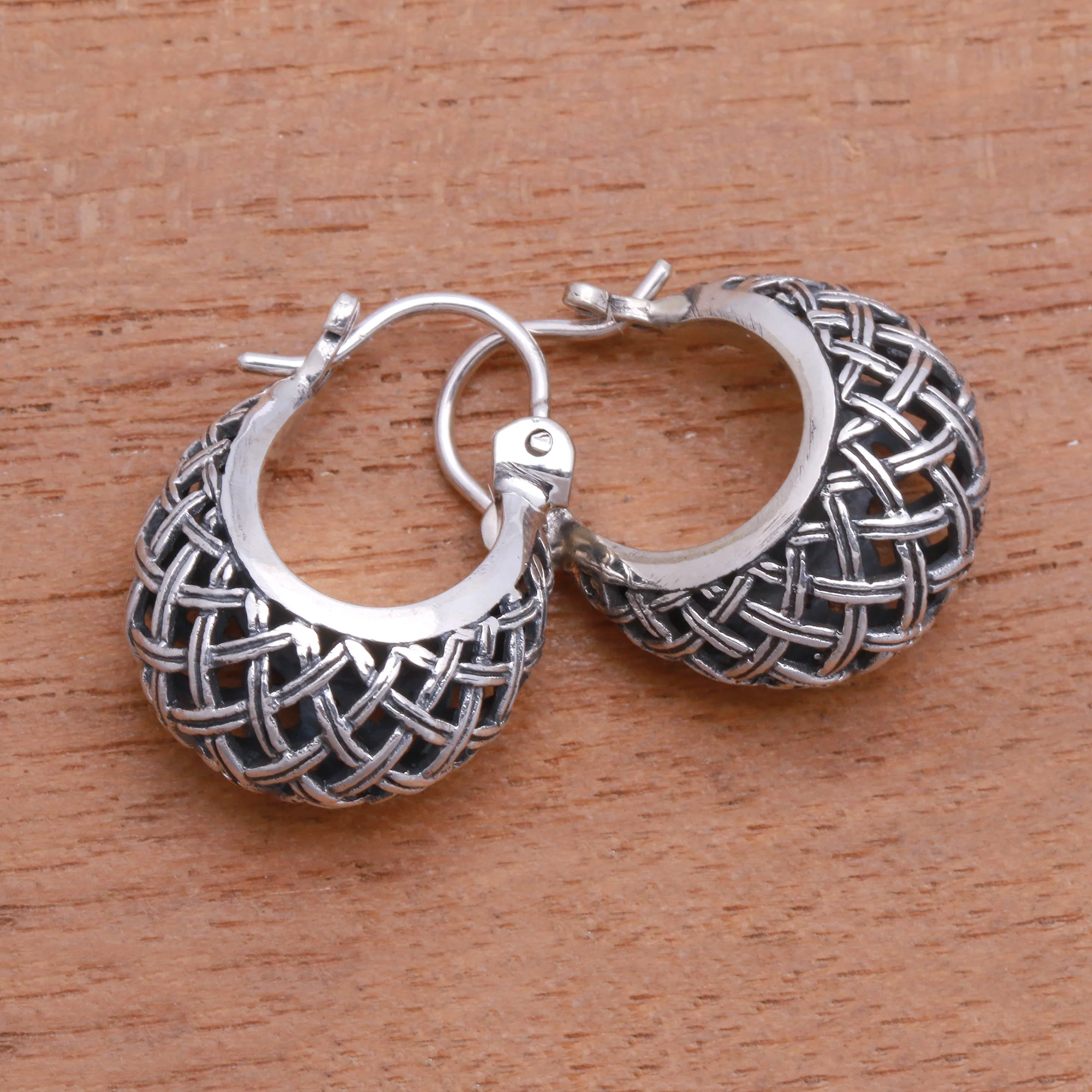 Hanging Baskets Basket Pattern Sterling Silver Hoop Earrings from Bali - Image 4