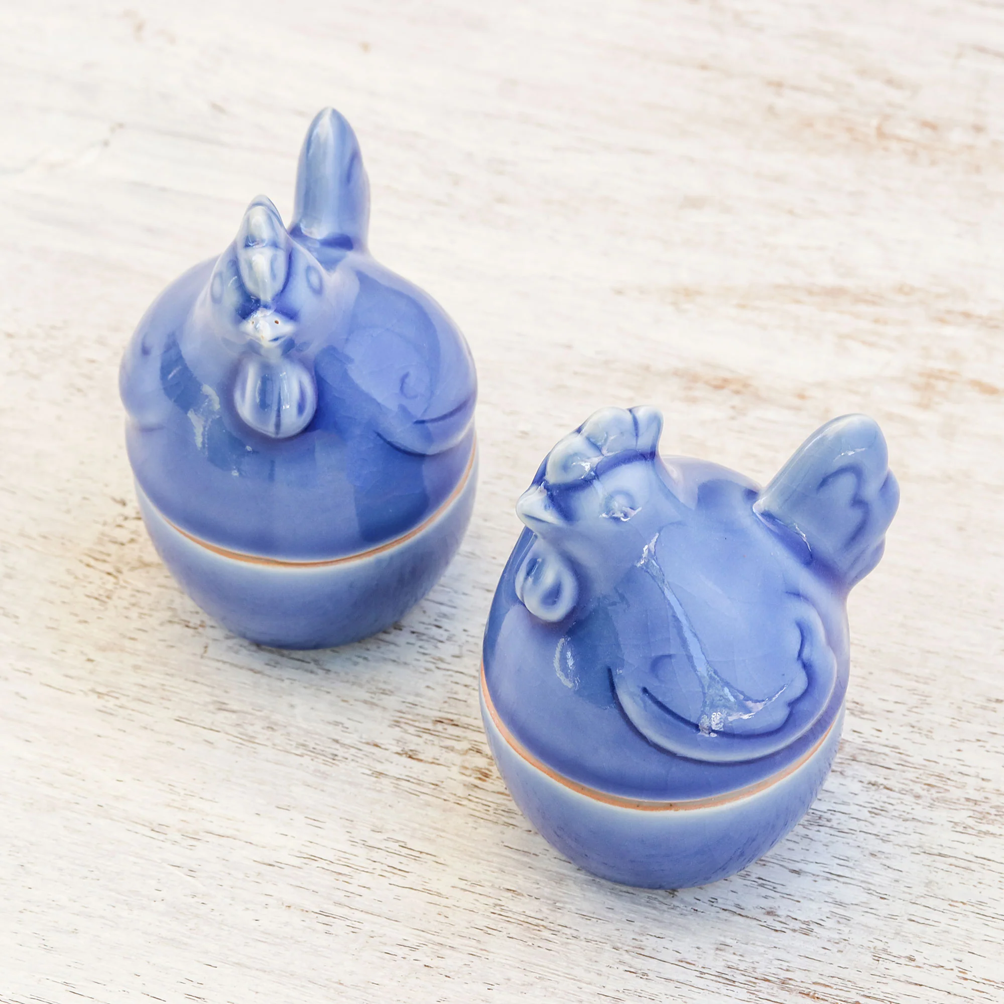 Hen Breakfast Blue Ceramic Hen Egg Cups from Thailand (Pair) - Image 3