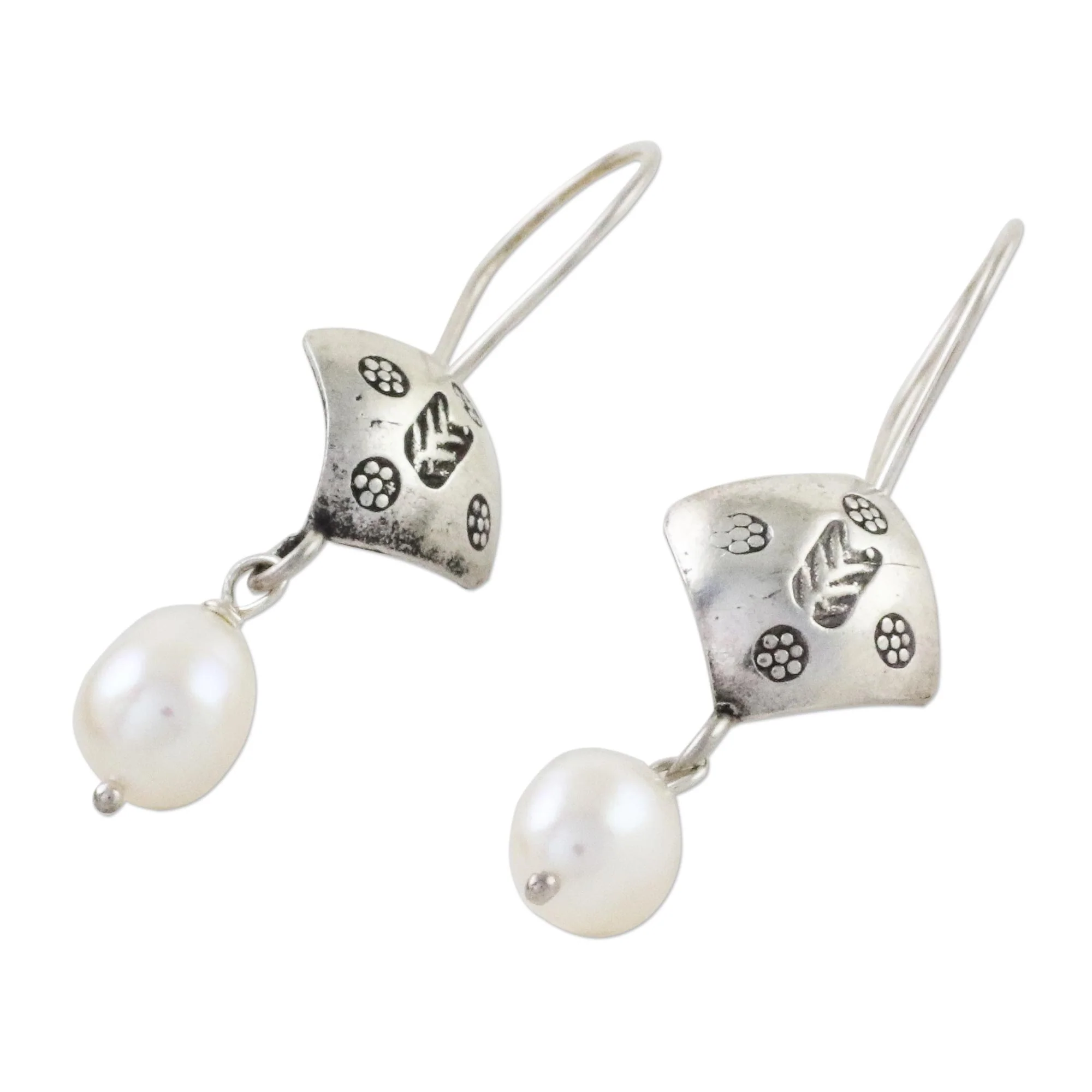 Hill Tribe Cool Cultured Pearl Hill Tribe Silver Dangle Earrings - Image 3