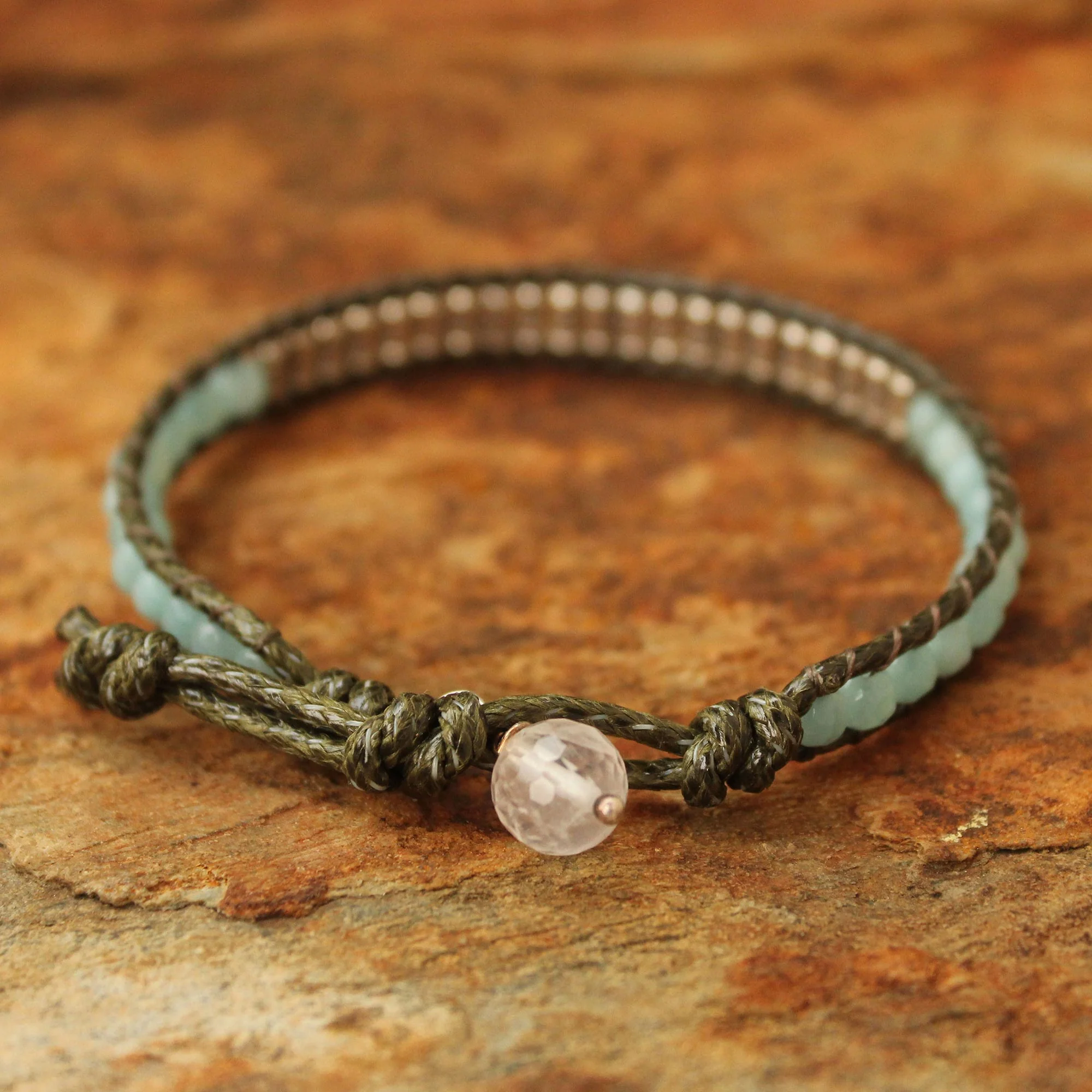 Hill Tribe Memory Amazonite and quartz beaded bracelet - Image 3