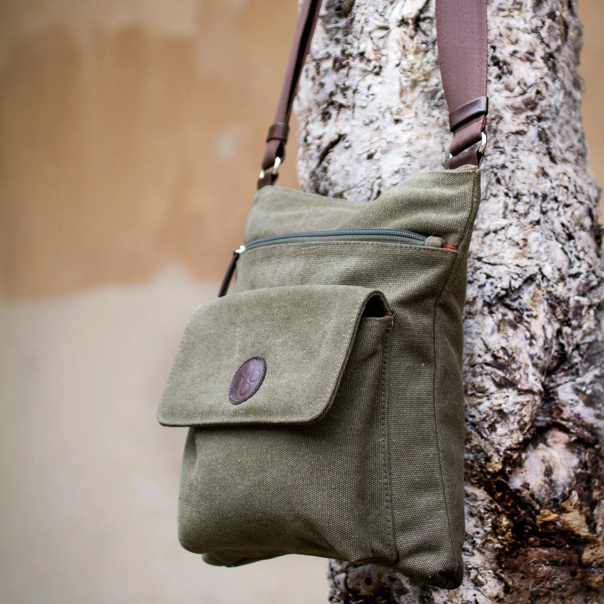 Ica Traveler Leather Accent and Cotton Shoulder Bag - Image 3