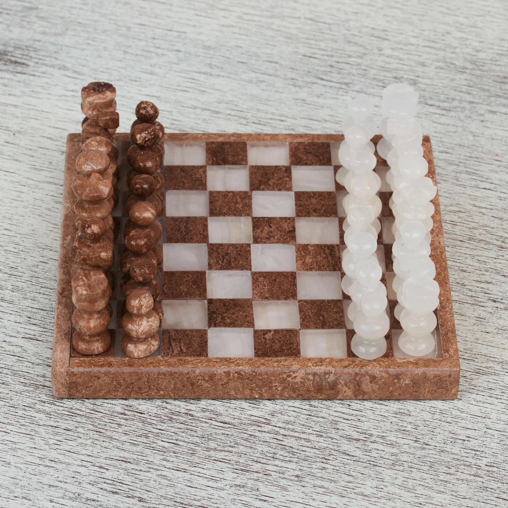 Ivory Challenge Onyx & Marble Mini Chess Set - Image 3