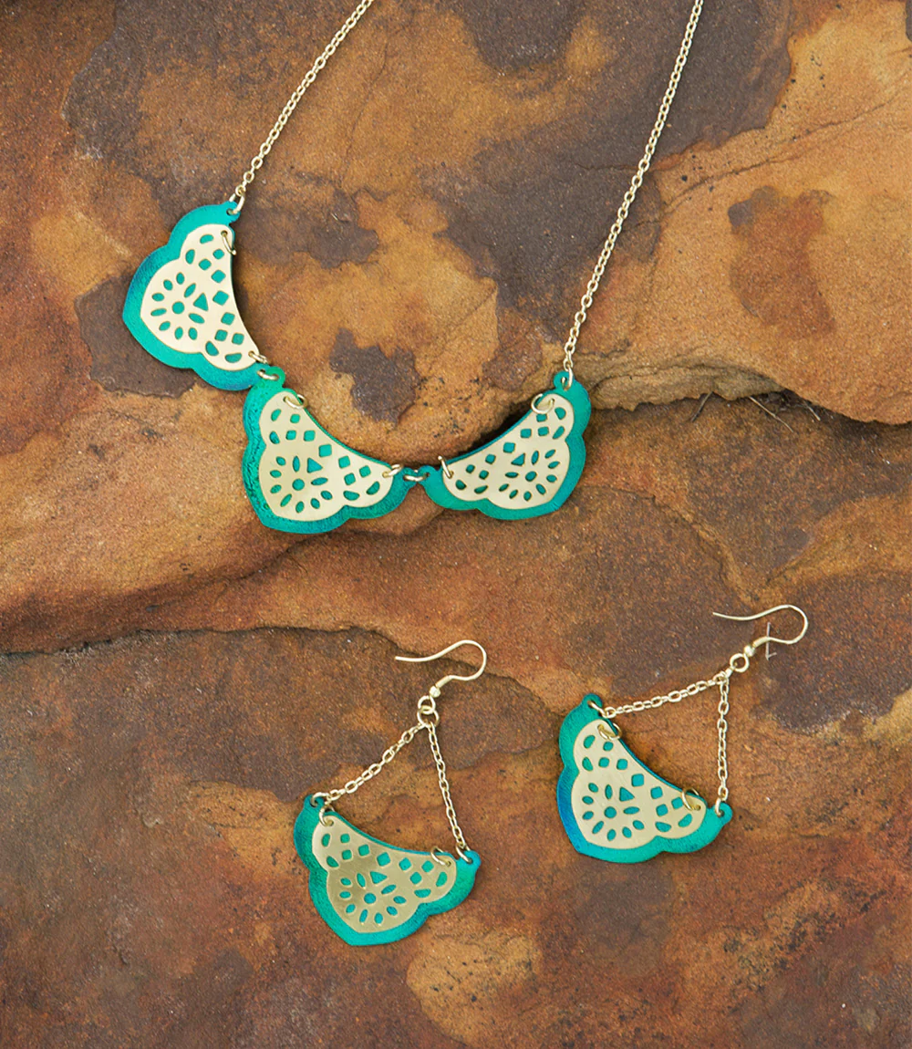 Jaladhi Earrings - Image 3