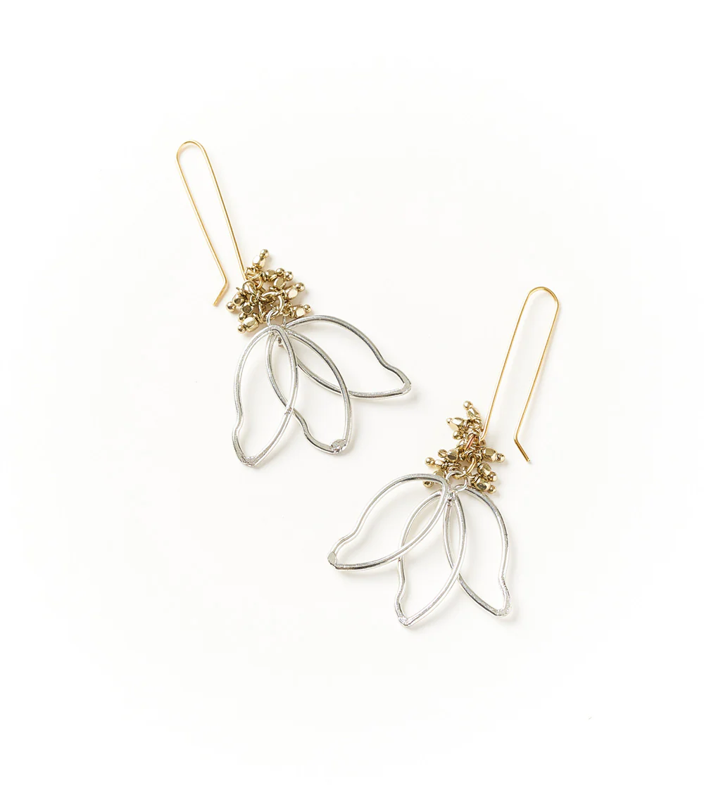 Kairavini Earrings - Petals