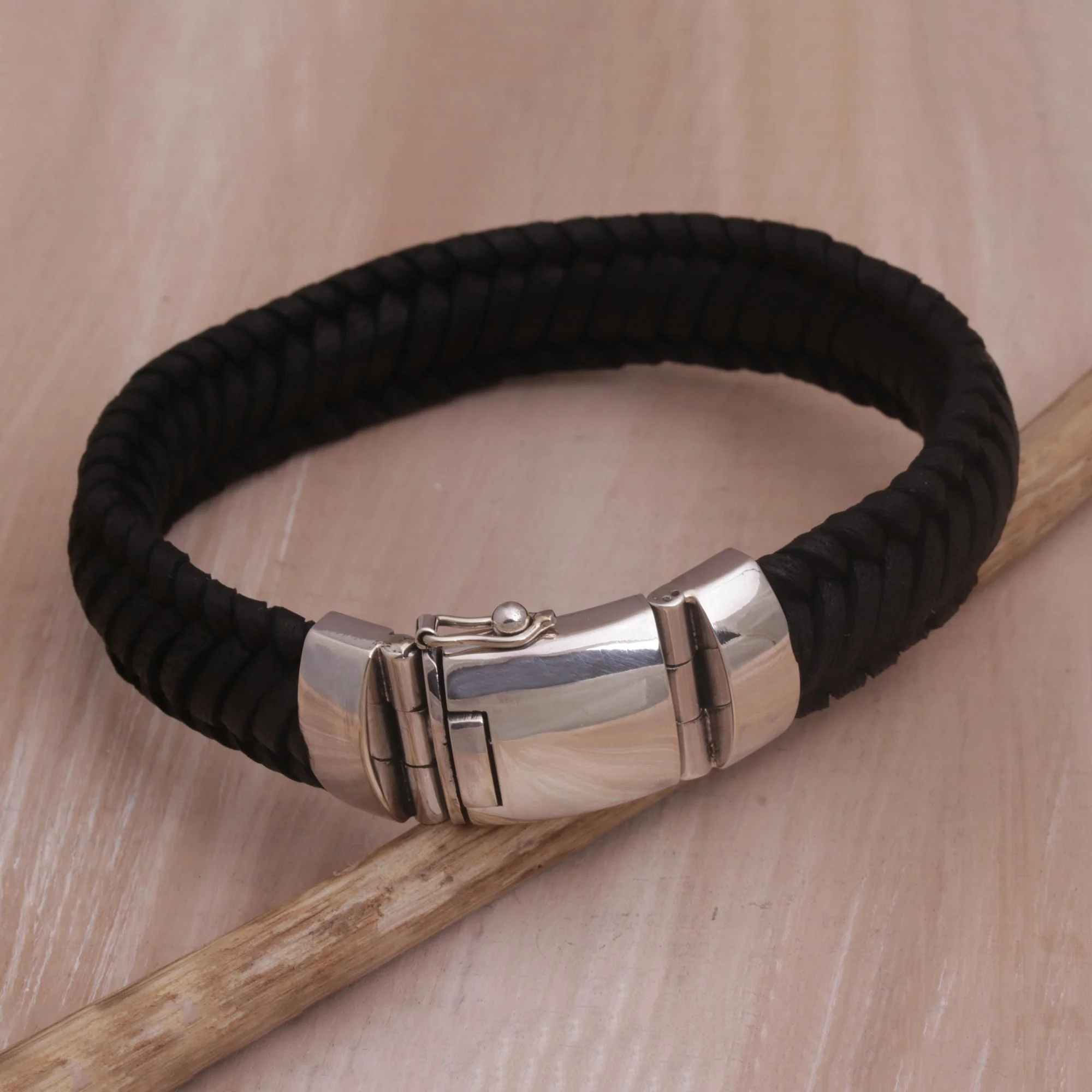 Kintamani Weave in Black Silver & Leather Bracelet - Image 4
