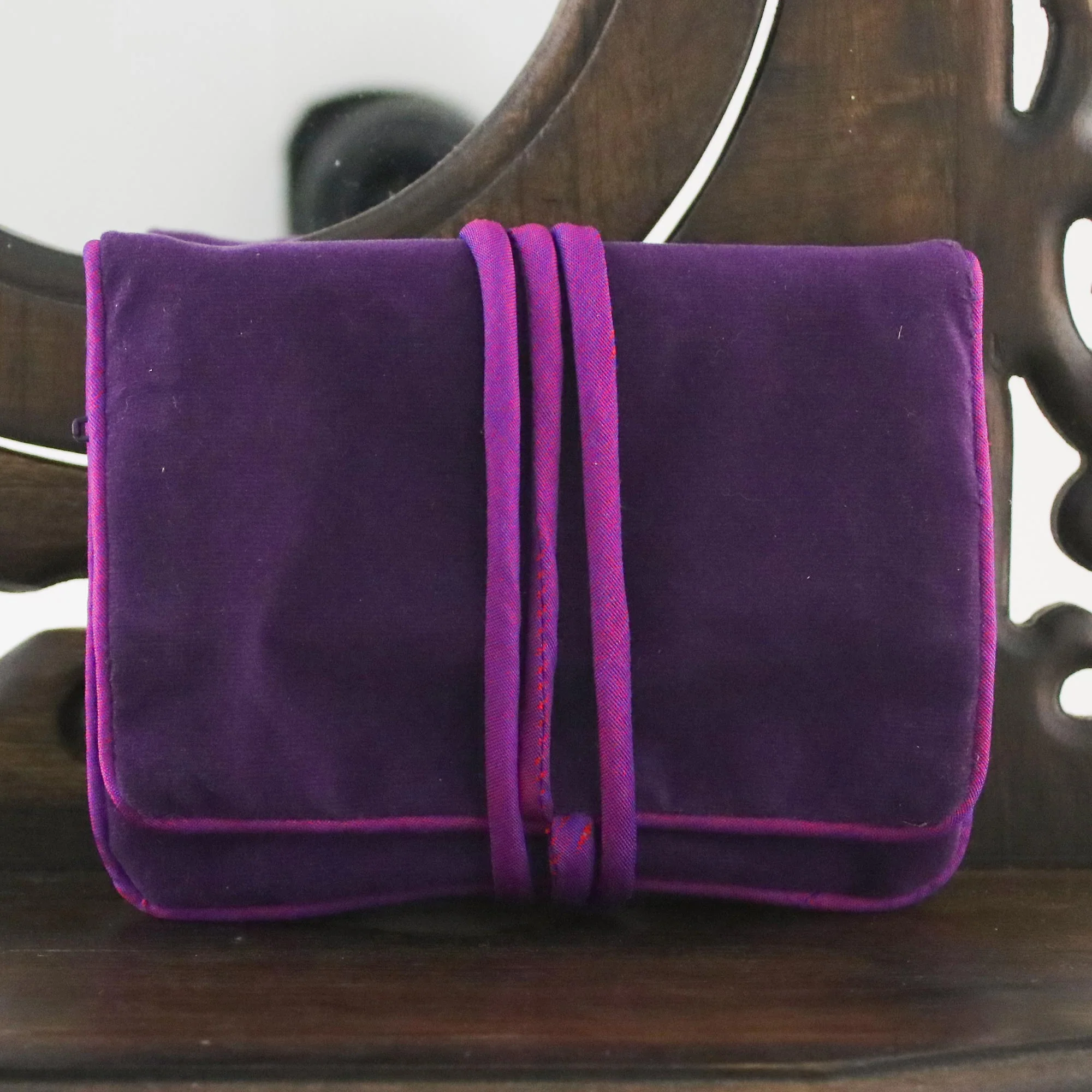 Lisu Jewels Hill Tribe Applique Jewelry Roll in Purple from Thailand - Image 3