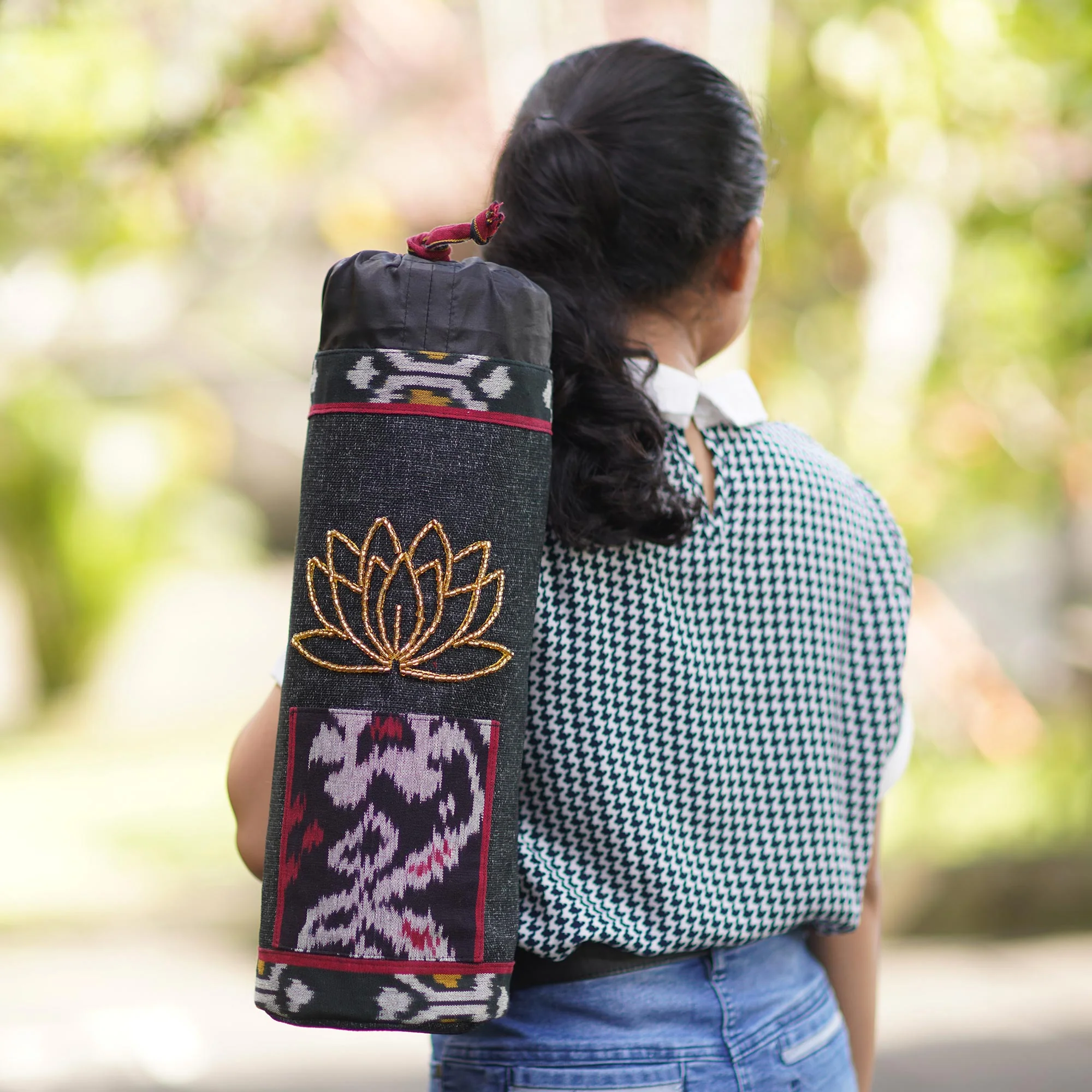 Lotus Lagoon in Black Ikat Cotton Yoga Mat Bag with Glass Bead Motif - Image 3
