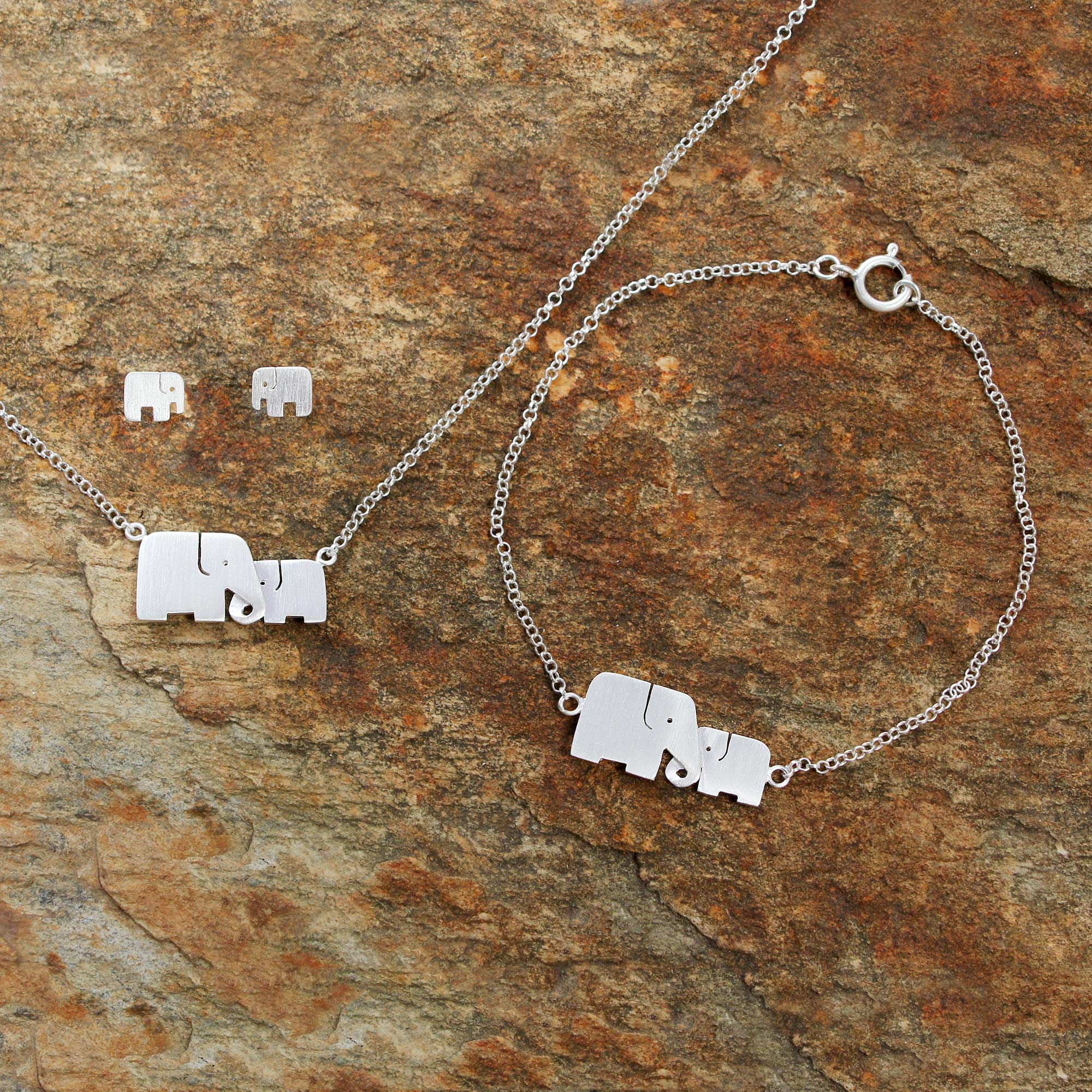 Lovely Elephants Sterling Silver Jewelry Set Elephants from Thailand - Image 3