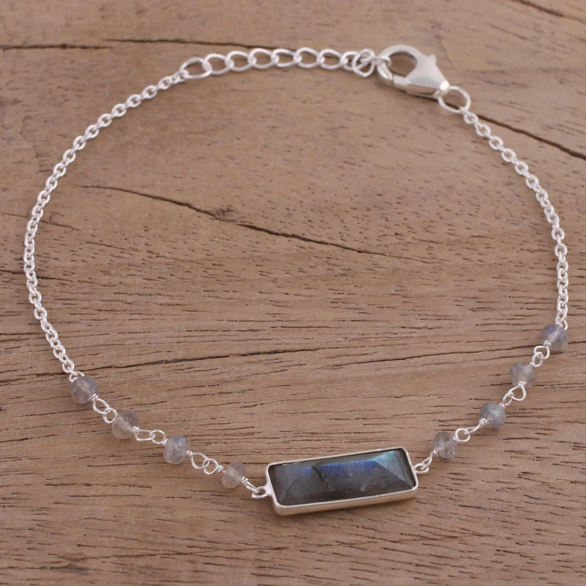 Magical Prism Labradorite Silver Pendant Bracelet - Image 3