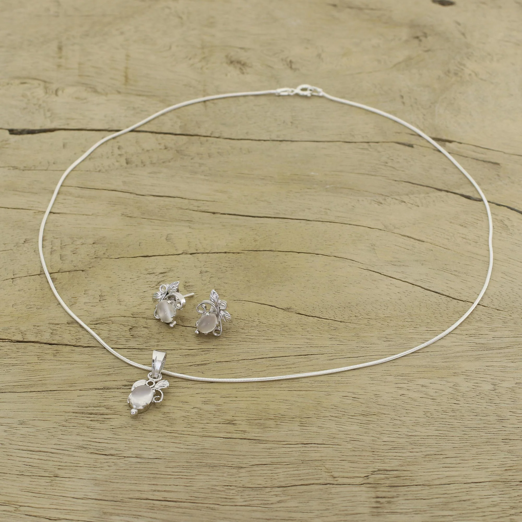 Midnight Leaves Sterling Silver Jewelry Set - Image 3