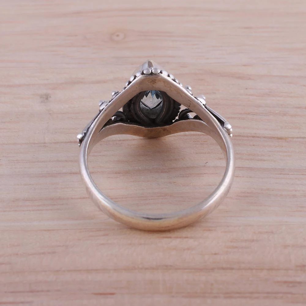 Morning Luxury Blue Topaz and Sterling Silver Single Stone Ring from India - Image 4