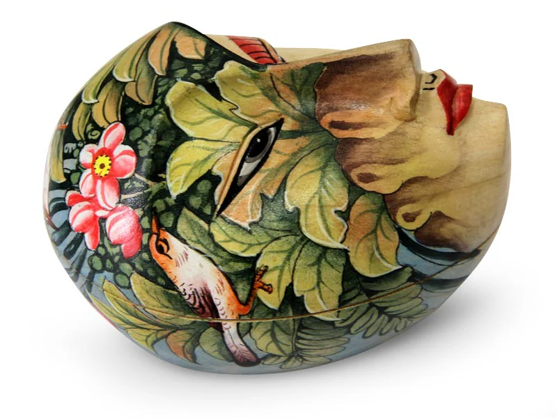 Mysterious Lady Handcrafted Crocodile Wood Jewelry Box - Image 2