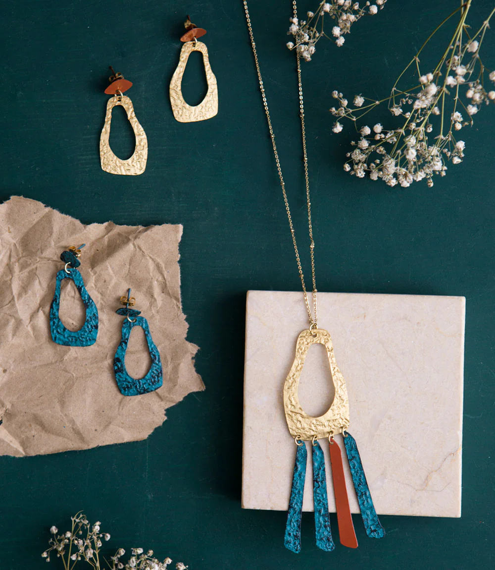 Nihira Earrings - Image 3