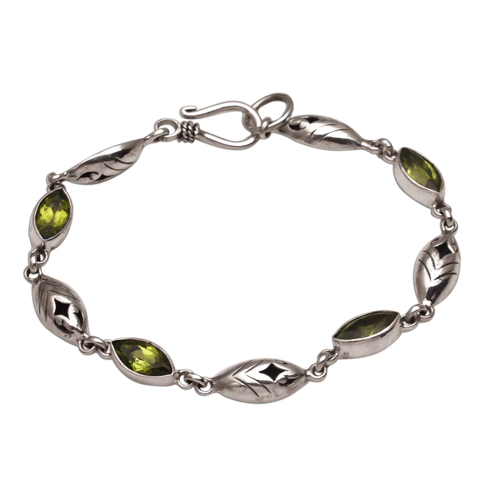 Opulent Nature Balinese Peridot and Sterling Silver Link Bracelet - Image 2
