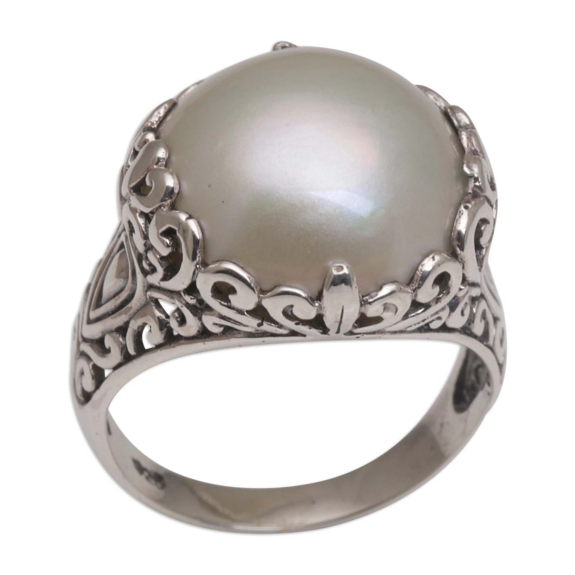 Palatial Dreams Pearl Cocktail Ring - Image 3