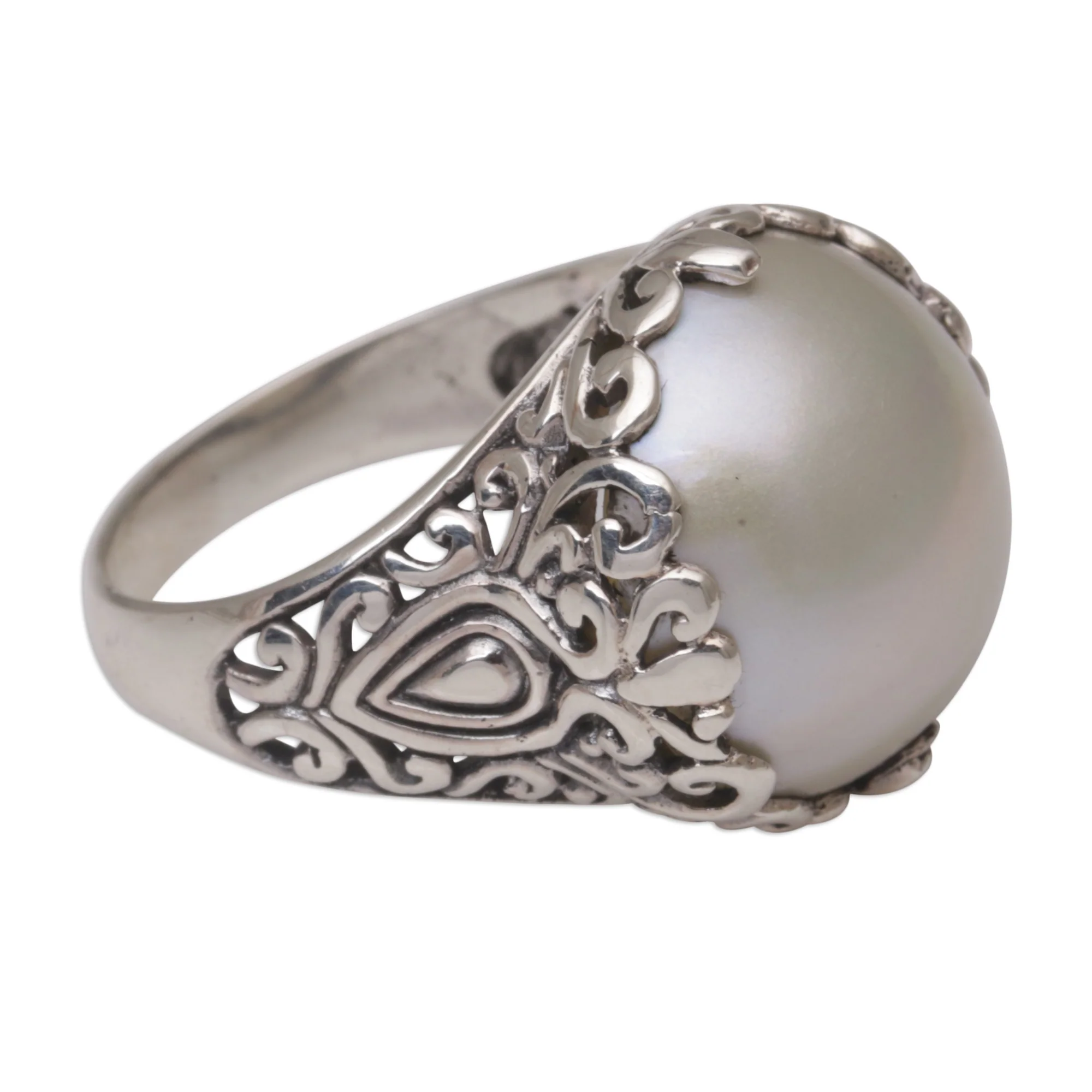 Palatial Dreams Pearl Cocktail Ring - Image 5