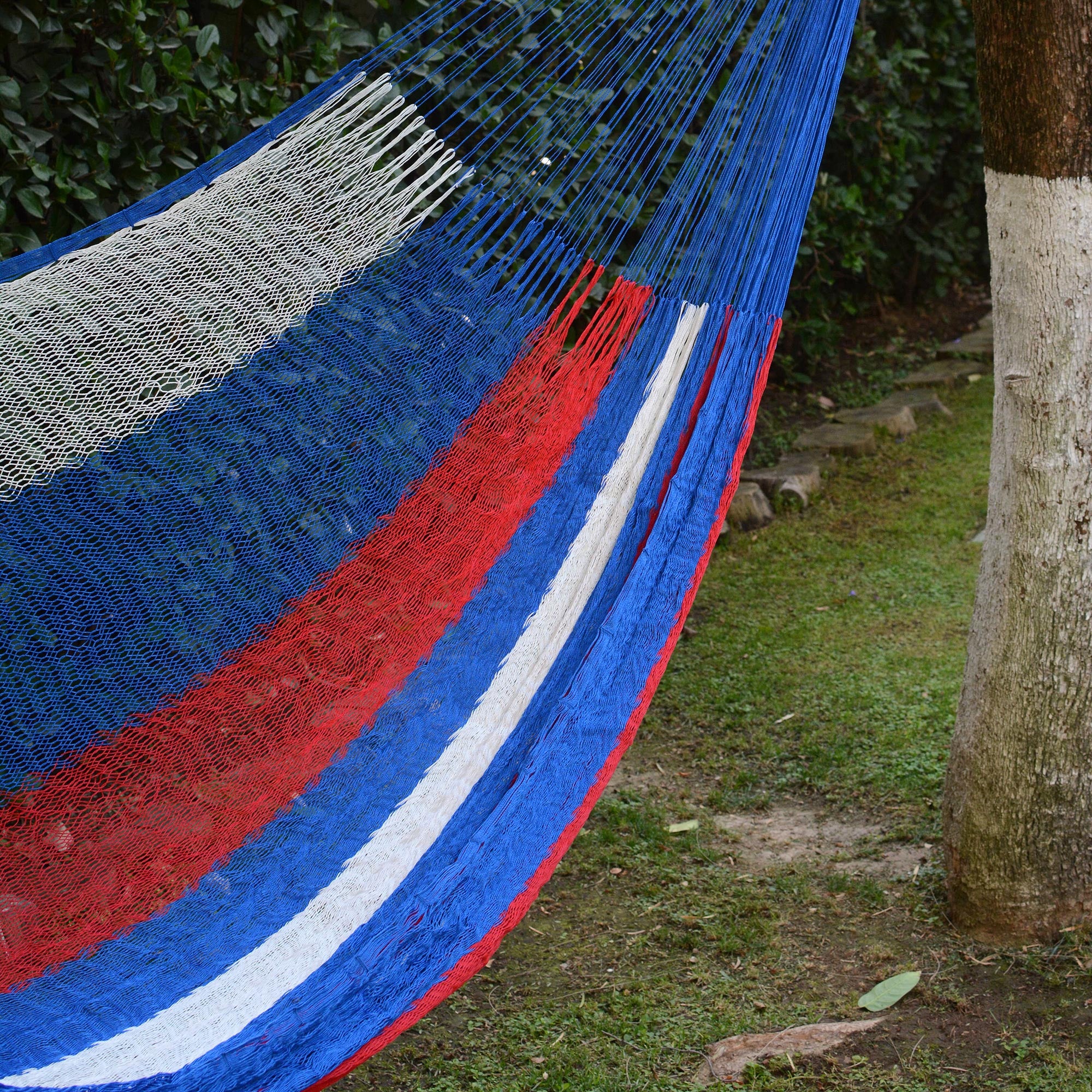 Patriotic Red White and Blue Hand Woven Nylon Maya Hammock (Double) - Image 3