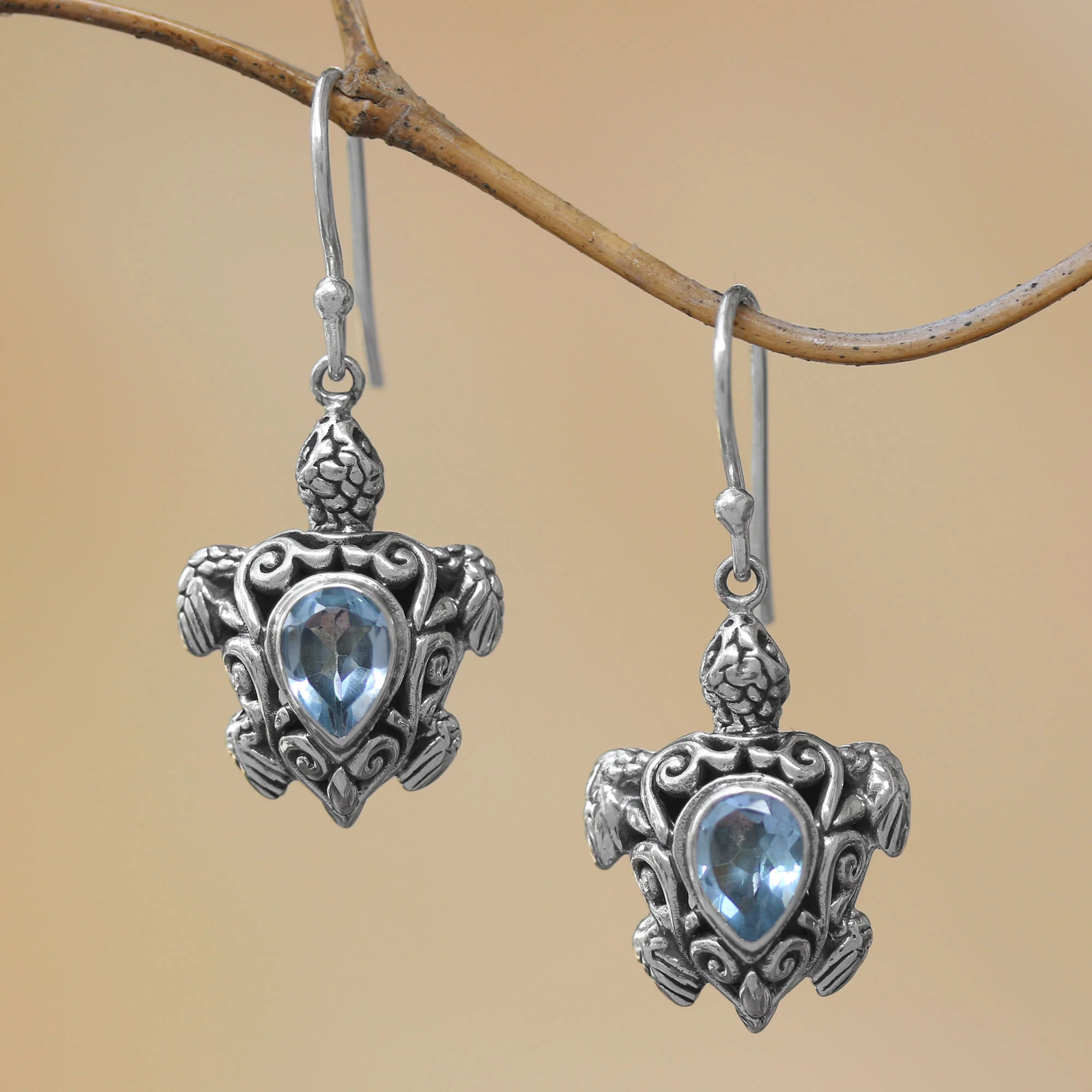 Penyu Paradise Sterling Silver Blue Topaz Sea Turtle Dangle Earrings