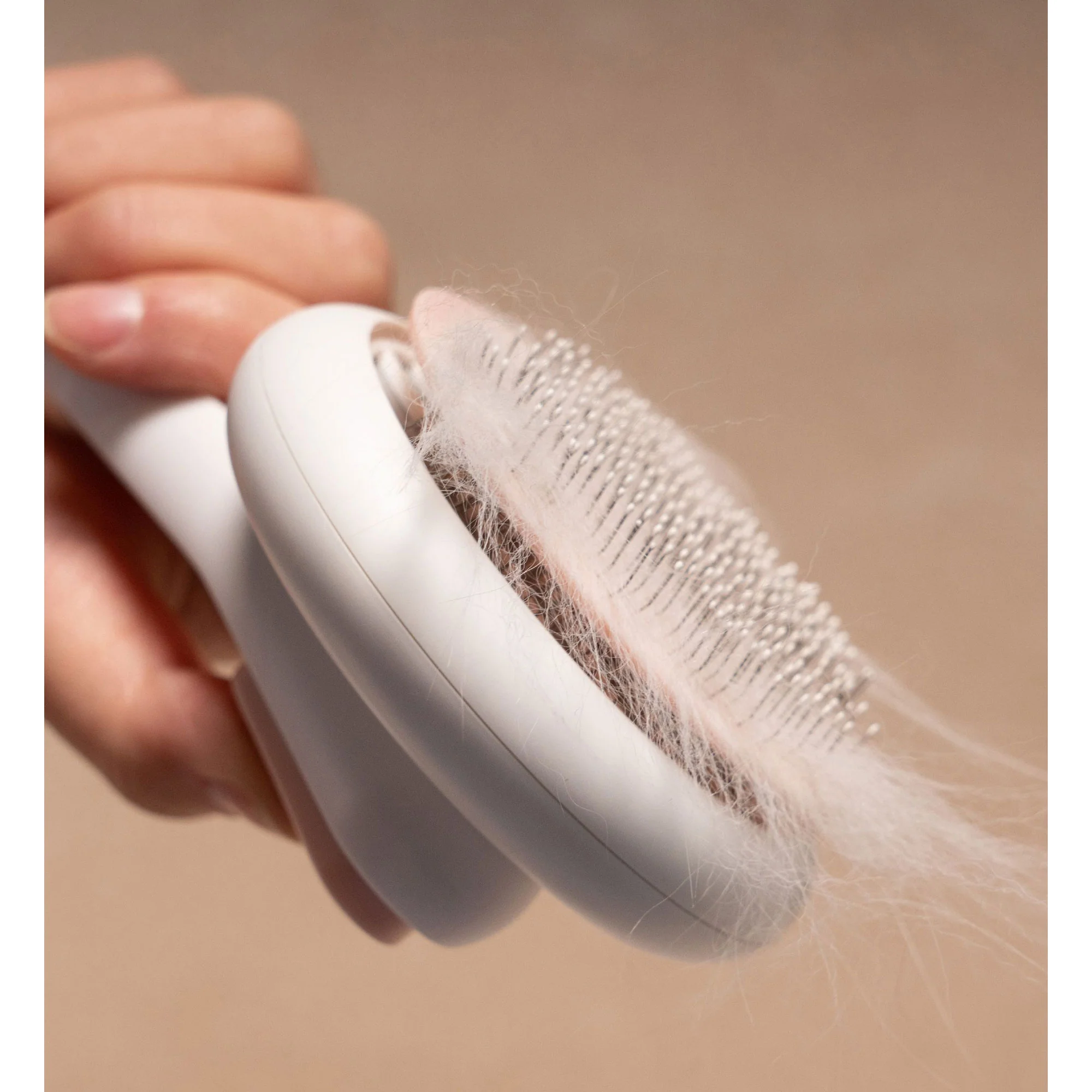 Pet Life® Concepto Modern Bristle Comb - Image 2